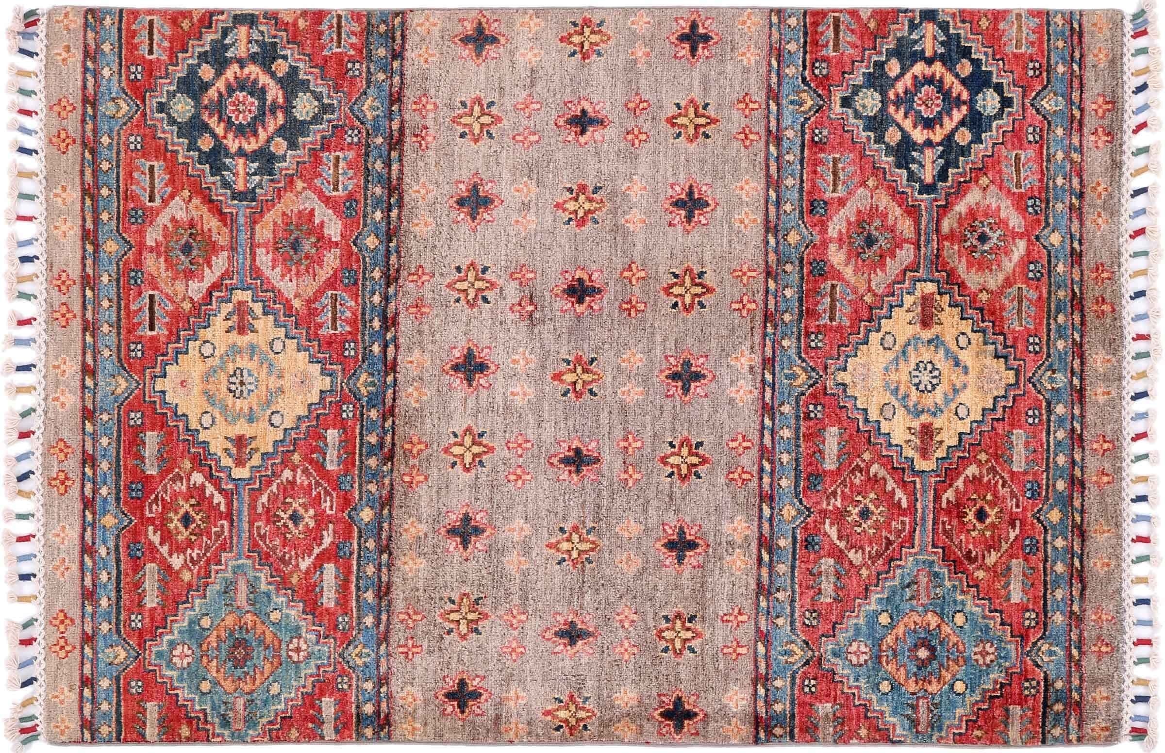Tapis Ziegler Khorjin fait main gris : sublimez vos sols avec style