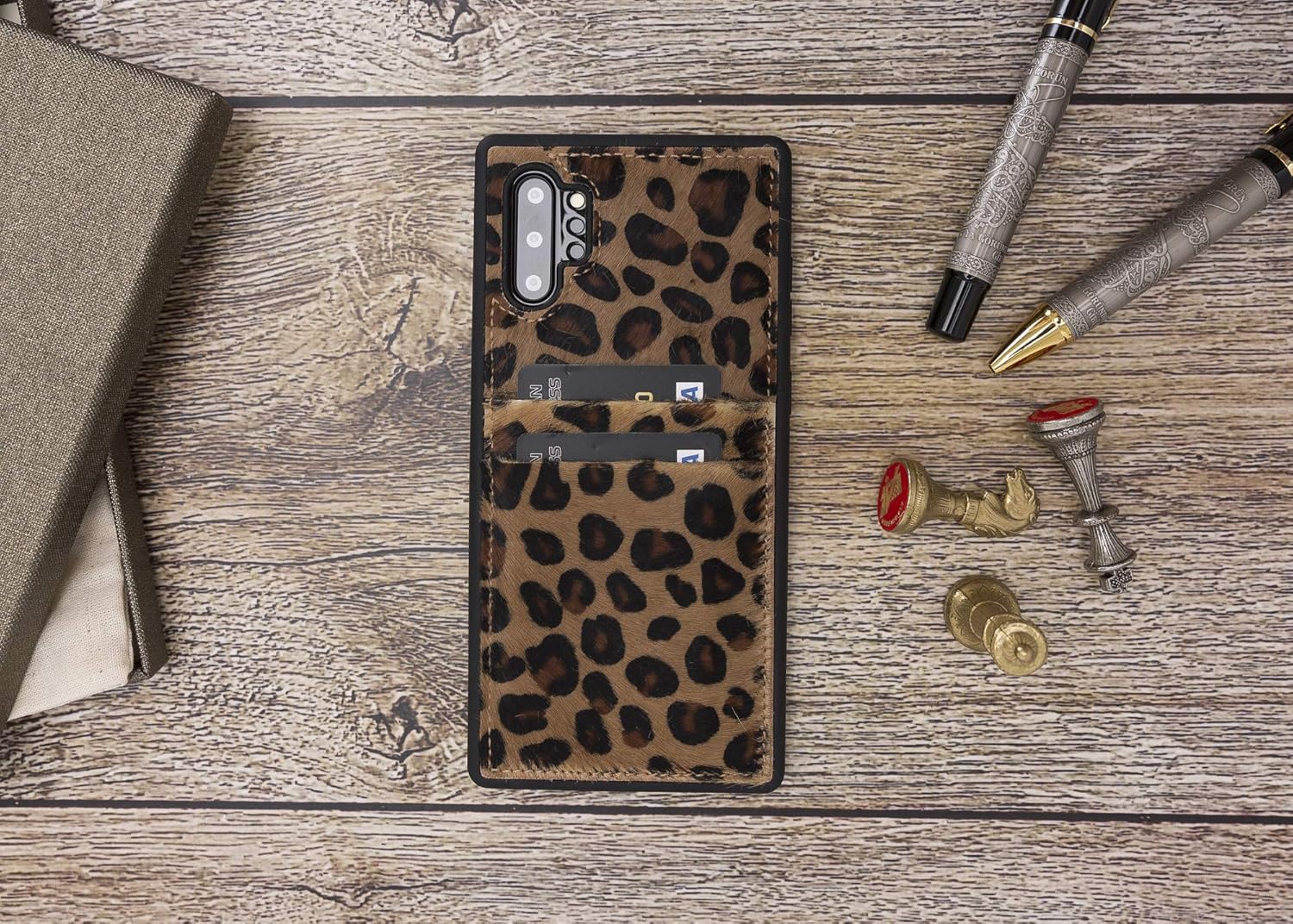 Venito Capri Leather Wallet Case Compatible with Samsung Galaxy Note 10 Plus (6,8 inch) – Extra Secure with RFID Blocking & Padded Back Cover - Furry Leopard