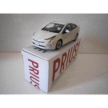 Amazon トヨタ 1 30 オフィシャルミニカー 新型プリウス カラーサンプル ホワイトパールクリスタルシャイン 070 ミニカー ダイキャストカー おもちゃ