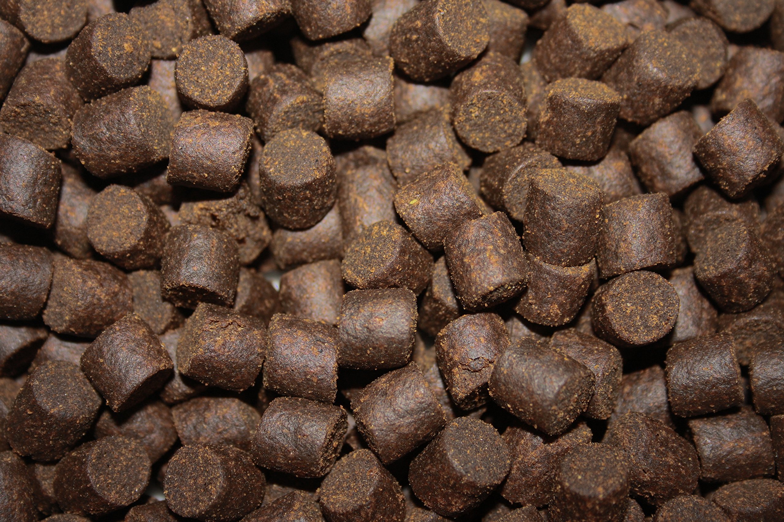 Tomodachi Störfutter groß, Energiefutter Stör perfekt für die ganzjährige Störfütterung, Störsinkfutter hochverdaulich, arktische Rohstoffe, geringe Wasserbelastung, Premium Stör Kraftfutter 8mm 15kg