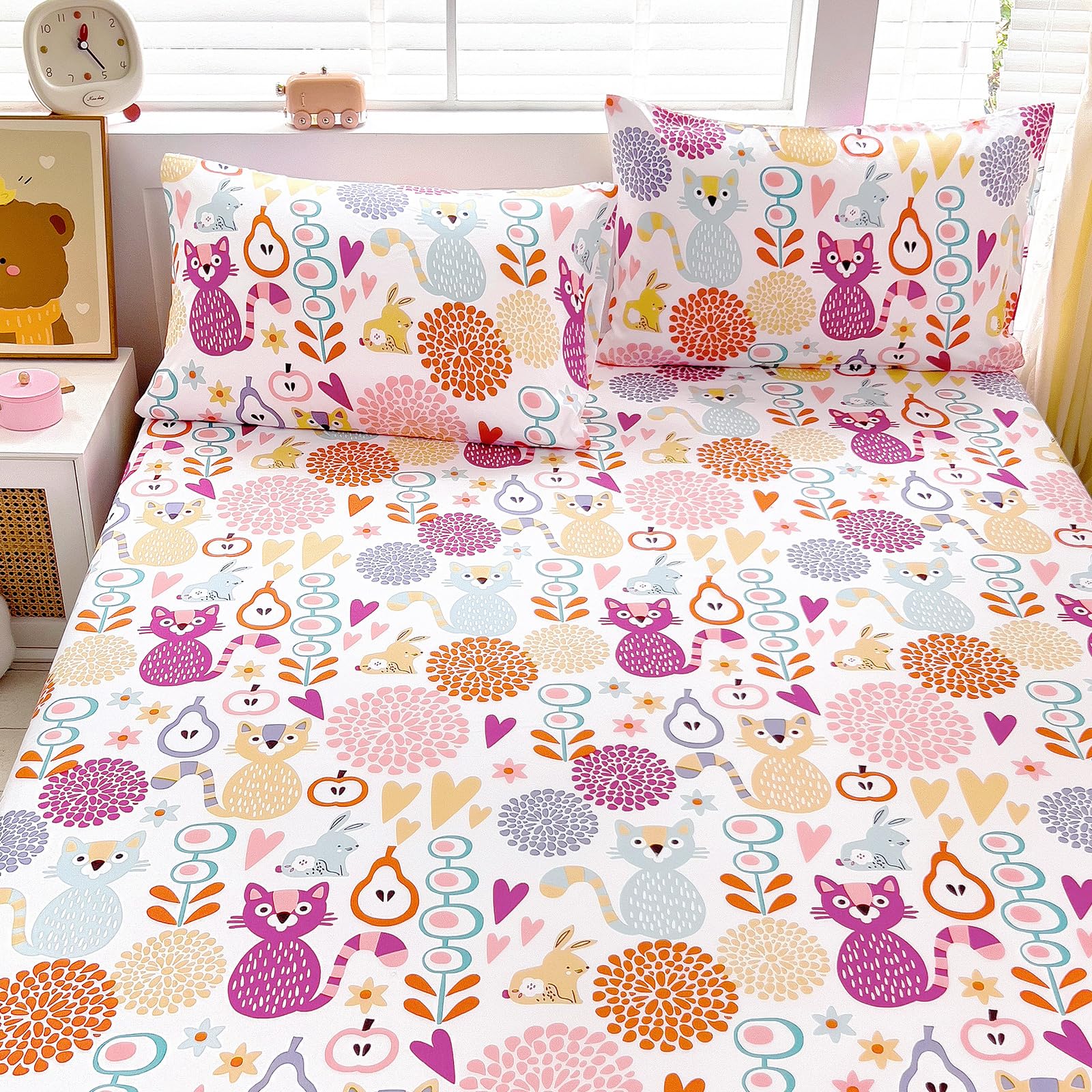 Queen Sheet Set Kids - Kitty 4 Pieces Soft Microfiber Cartoon Style Bedsheets for Boys Girls Teens, Oeko TEX Breathable 15 Inch Deep Pocket Sheets(2D World Cat)