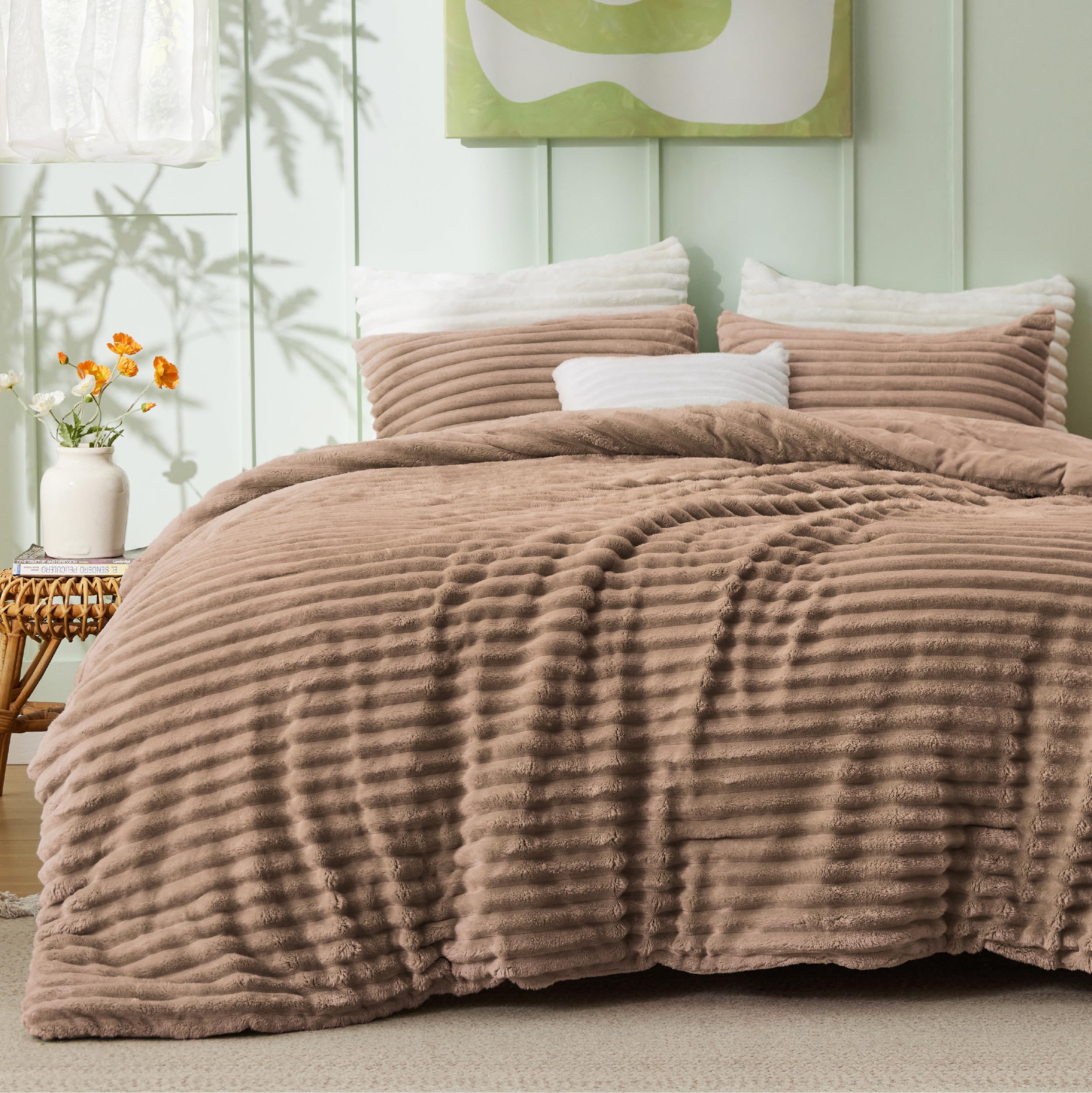Bedsure Fluffy Comforter Set King - Super Soft Faux Fur Winter Warm Fleece Bedding Set, Plush Fuzzy Bed Set, 3 Pieces, 1 Shaggy Comforter With 2 Pillowcases, Warm Taupe