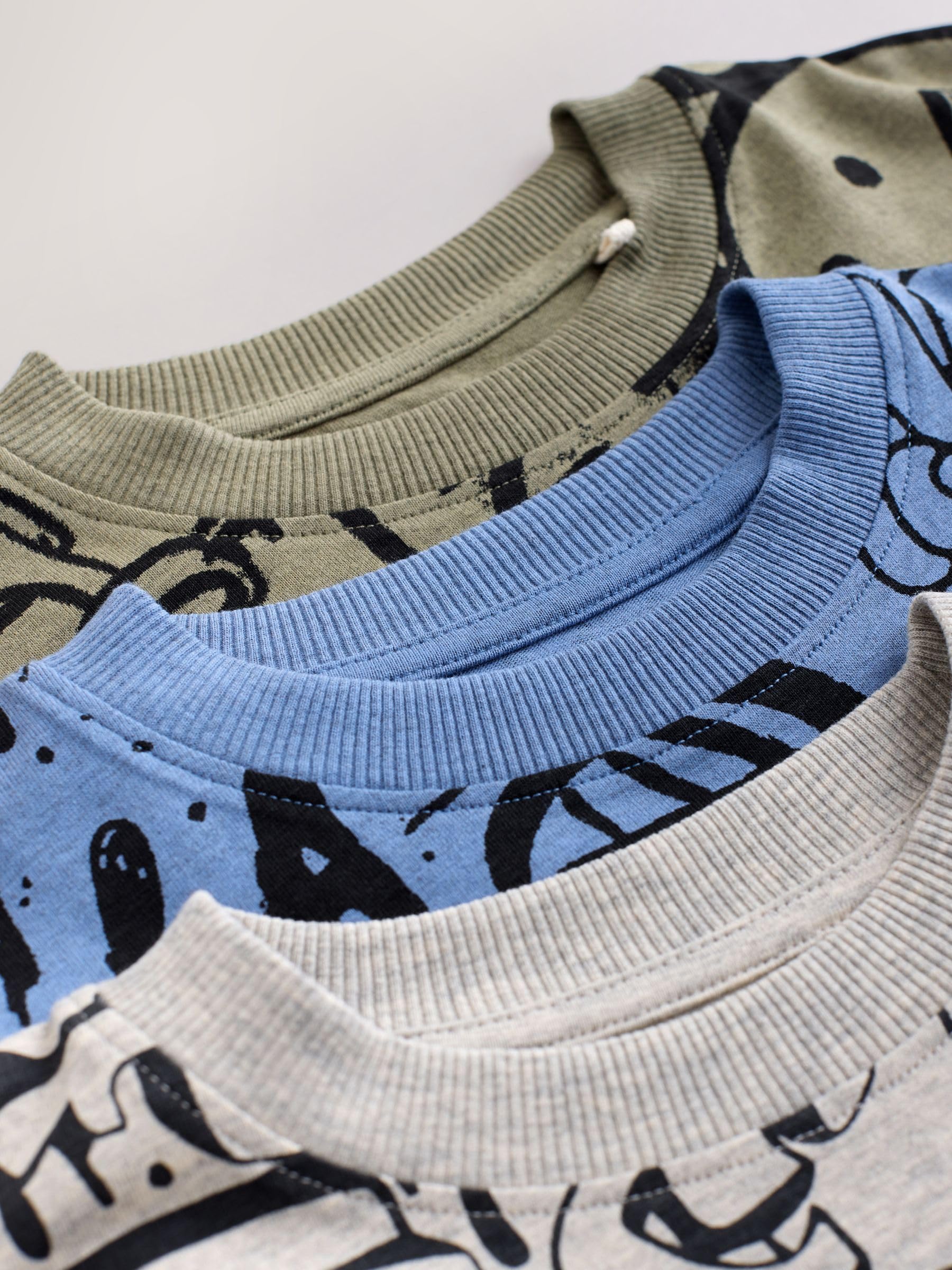 NEXT Jungen Pyjamas mit Shorts aus 100% Baumwolle, 3er-Pack
