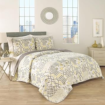 Waverly Traditions Set in Spring 3 Piece Quilted Pattern Bedding Set, King Bed Set with 2 Pillow Shams and Quilt, All Season and Machine Washable King Quilt Bedding Set, Sterling