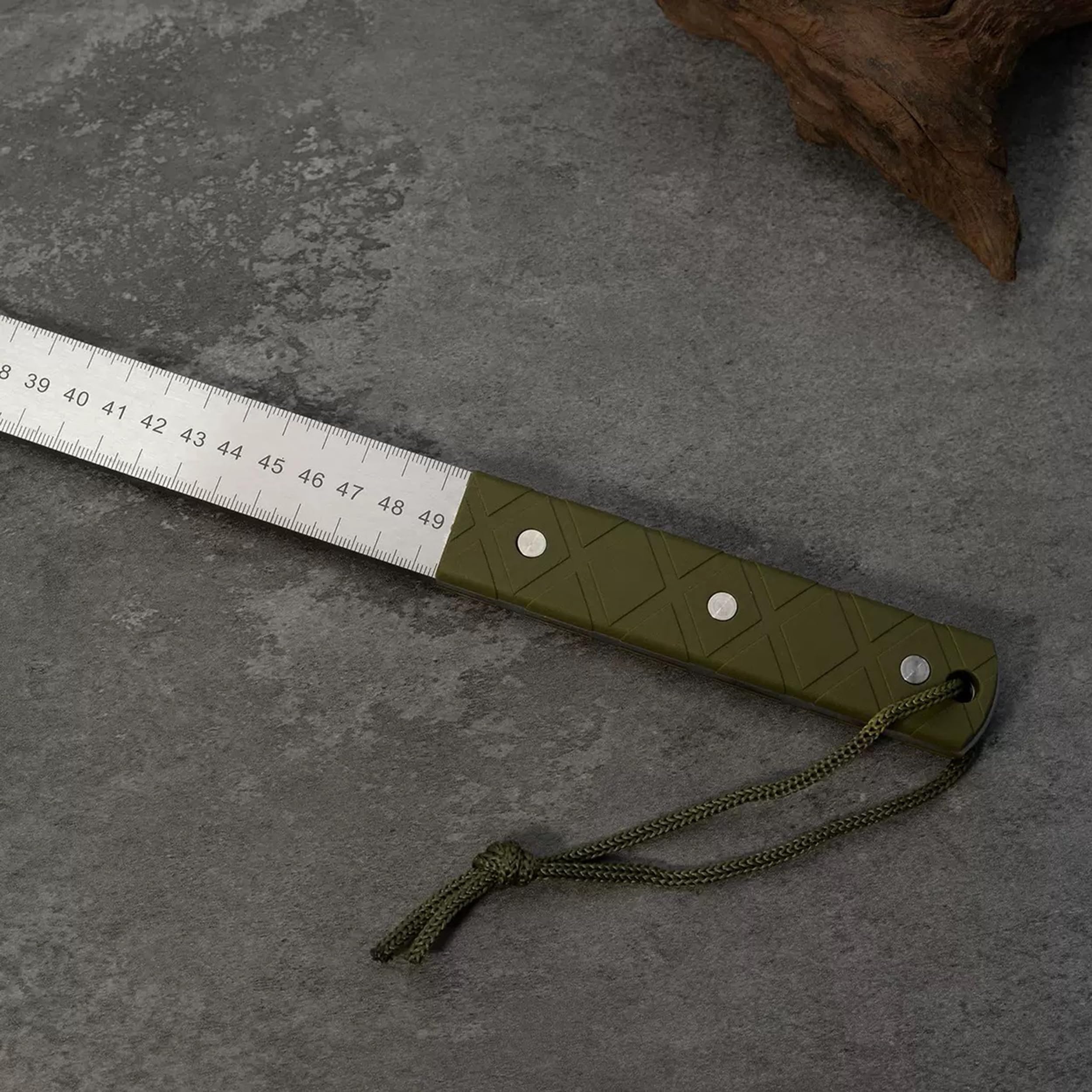 Righello in acciaio di precisione, lunghezza 63 cm, spessore 5 mm, verde militare con custodia in pelle, 722 g