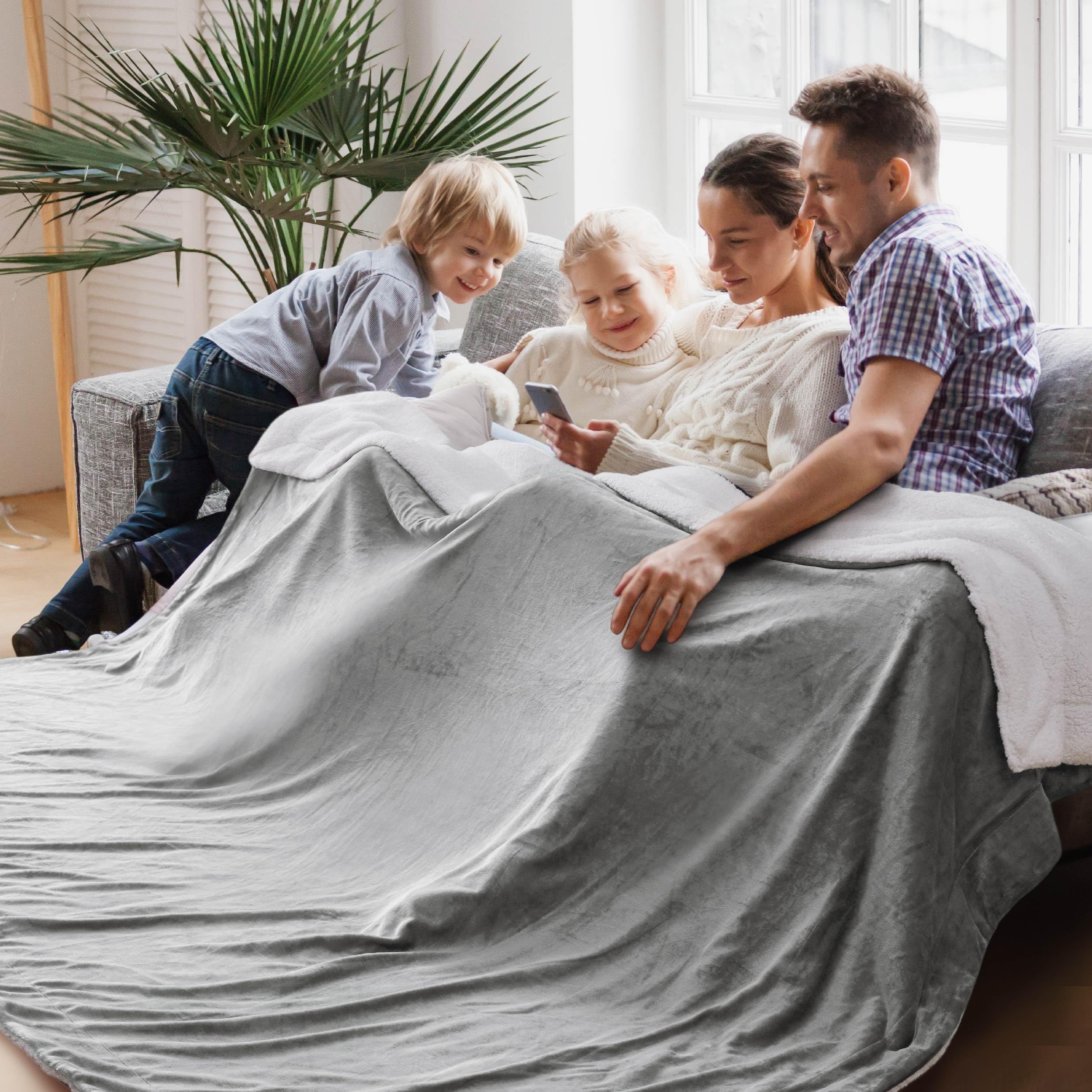 Bedsure GentleSoft Sherpa Fleece Cal King Blankets for Bed, Non-Heated, Thick and Warm Oversized Throw for Women and Men, Soft Fuzzy Plush Large Blanket for Winter, Light Grey, 112x98 Inches