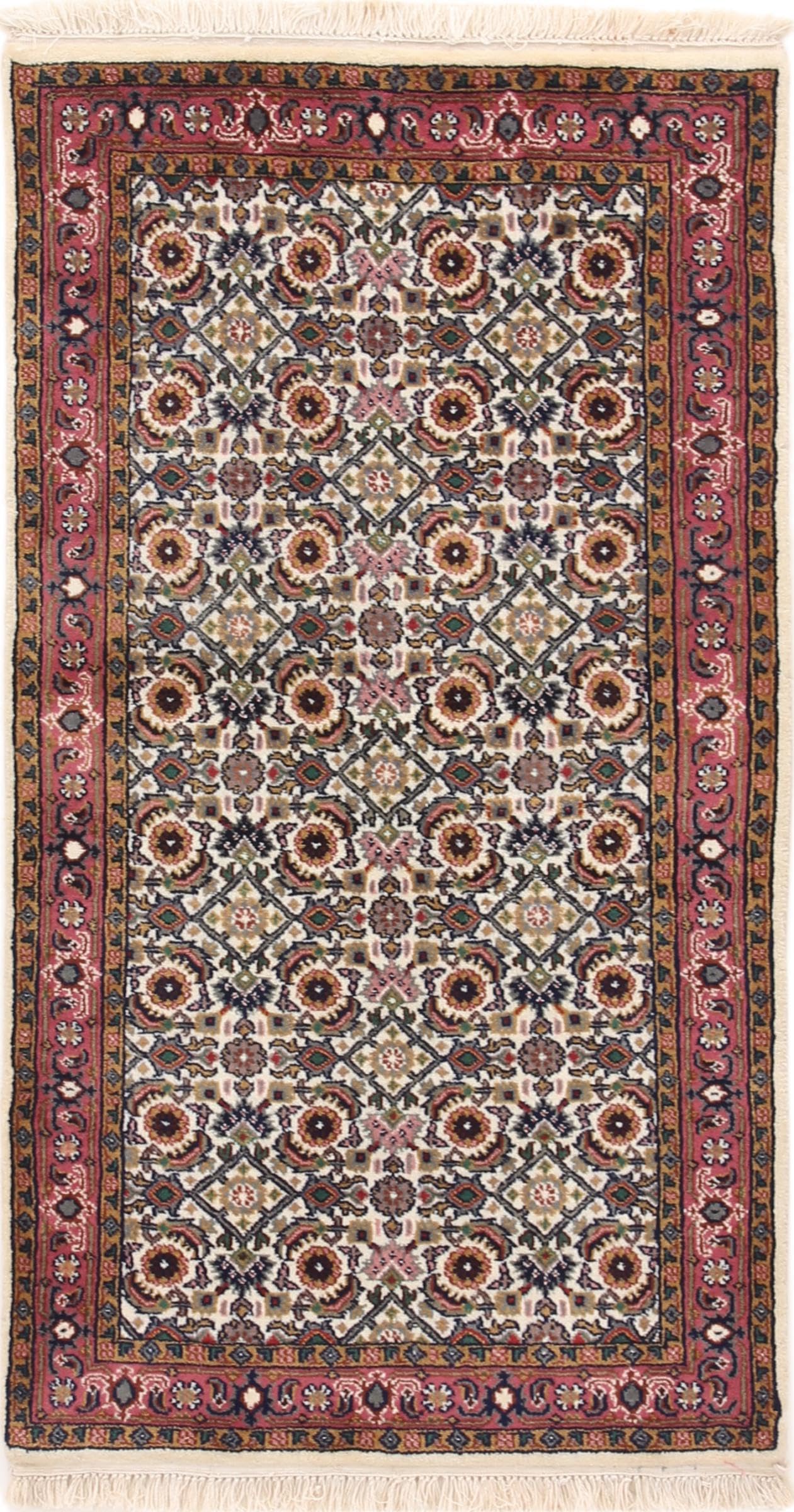 Tapis d'Orient Indo Kashan noué main en laine, l'héritage d'un savoir-faire