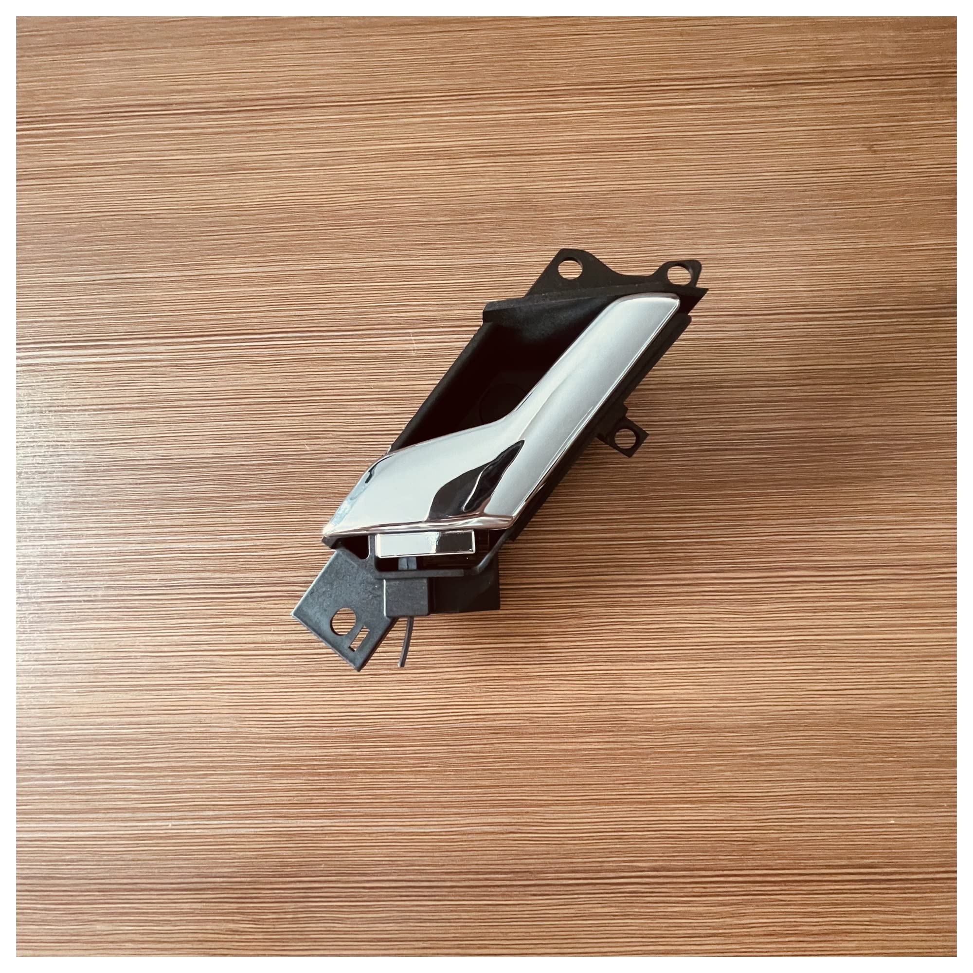 Maniglia Interna Porta Auto Per Chevrolet Captiva Sport, Saturn Vue, Opel Antara - Lato Destro, Codice OEM 96861999 - Sostituzione Facile