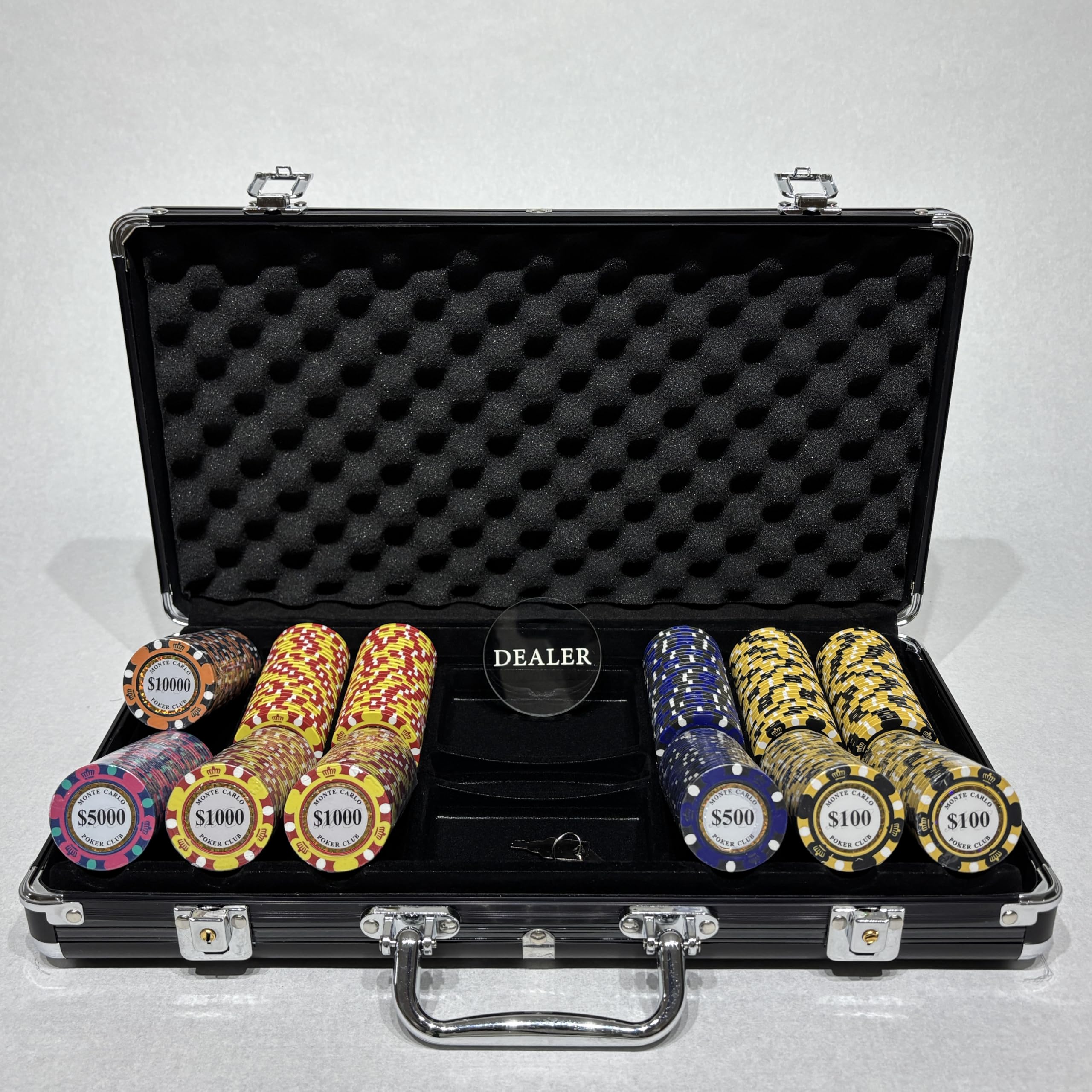 300枚 おもちゃ モンテカルロ ポーカーチップ 300枚セット ケース付