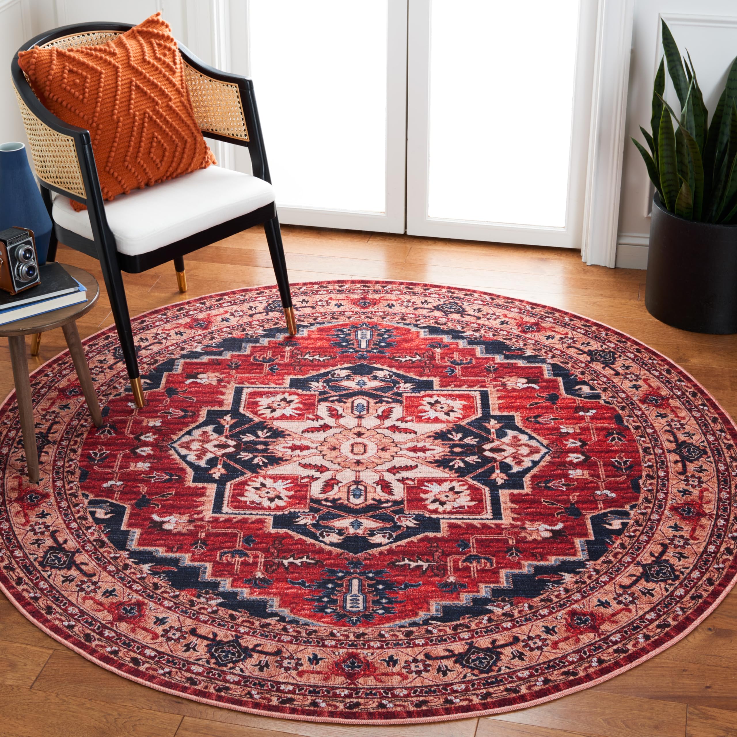 SAFAVIEH Washable Rug Serapi Collection - 6'7" Round, Red & Beige, Slip Resistant & Easy to Clean, Ideal for Living Room, Bedroom, Dining Space (