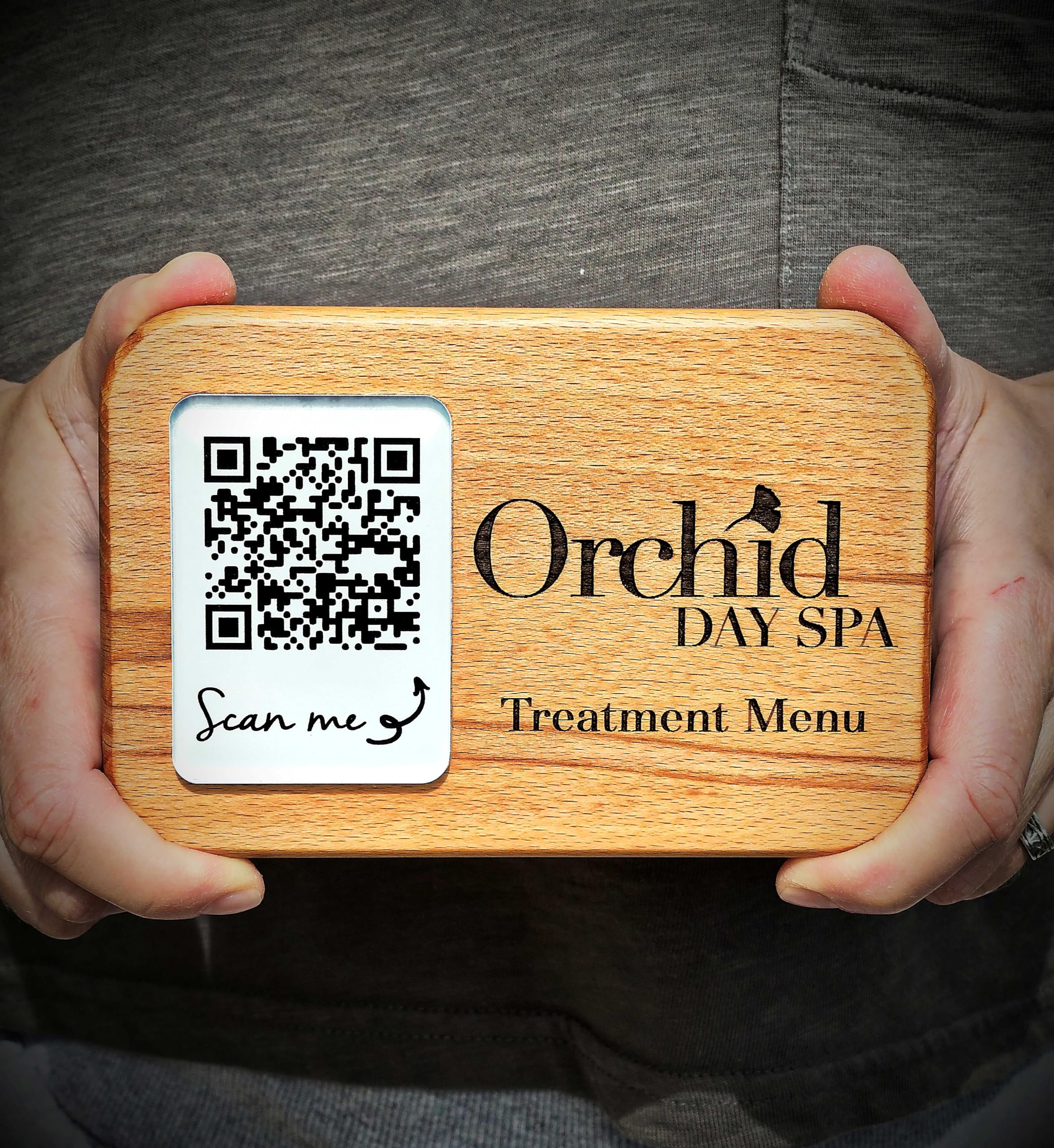 Paquete de 5 carteles de madera acrílica grabados para dejar reseñas de precios menú de pago qr soporte de señal para café, restaurante, tienda