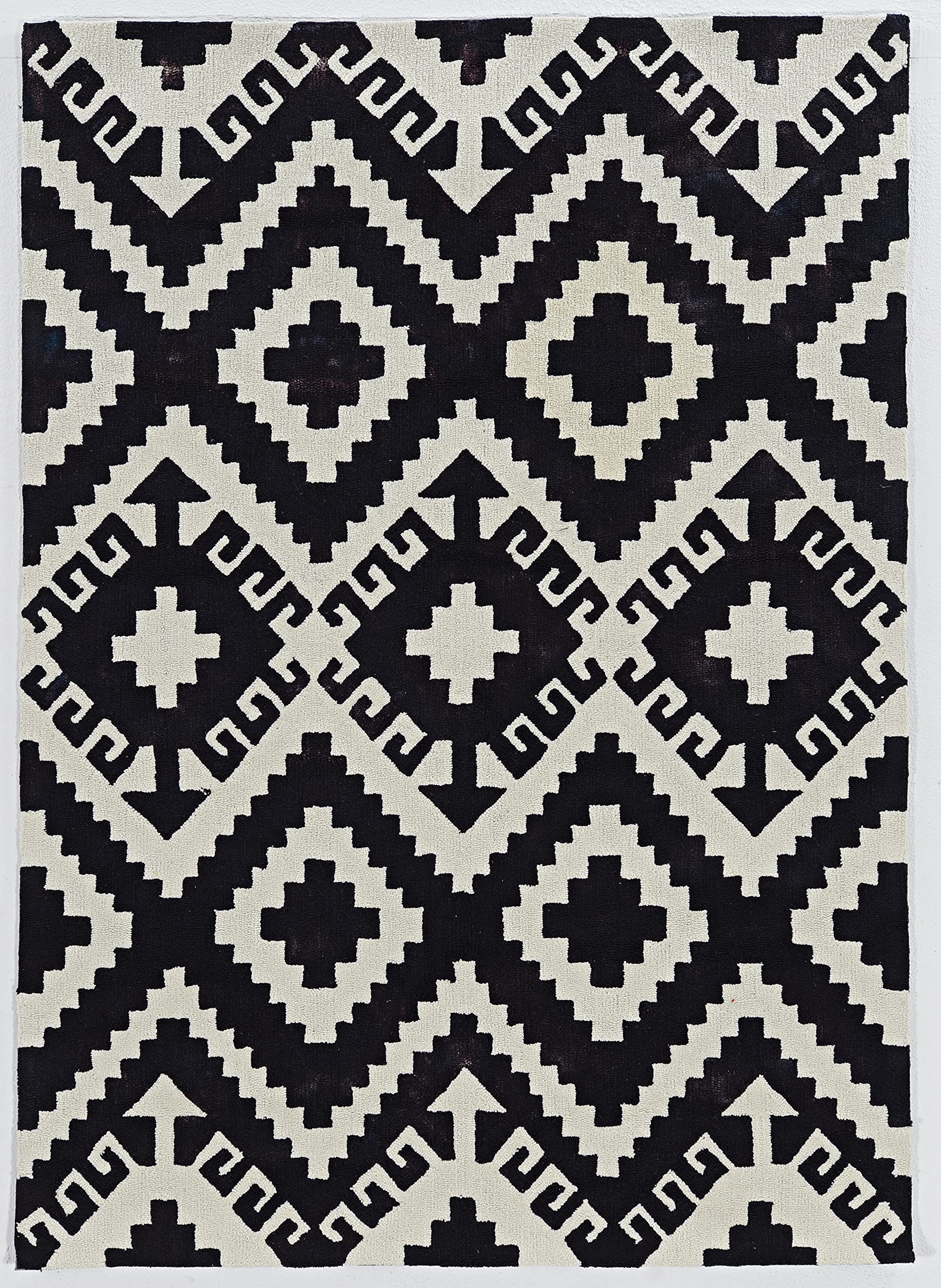 Linon Home Decor Products Calix Heron Ivory Black 5' x 7' Area Rug