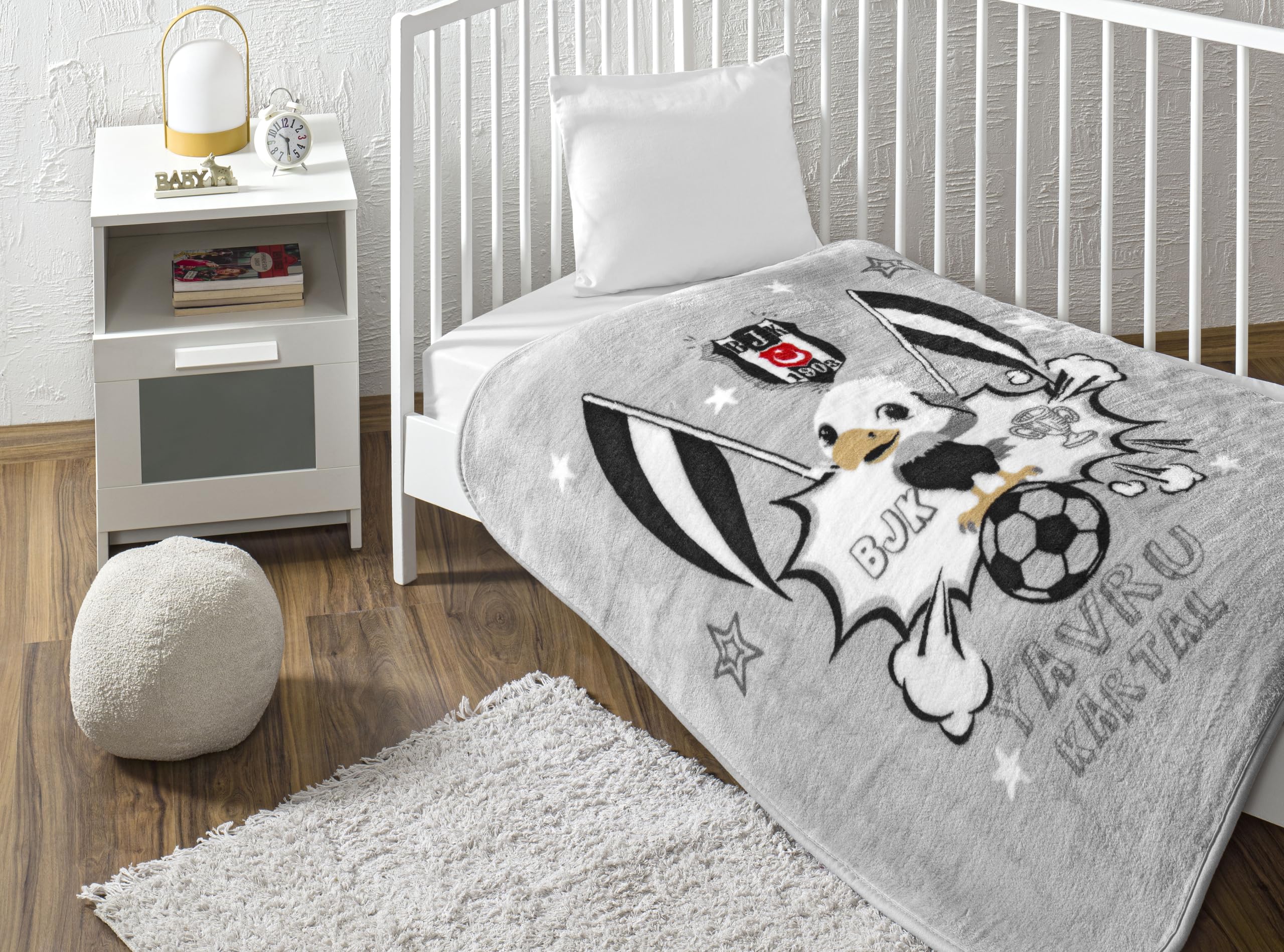 TAÇ Beşiktaş Klasik Taraftar Desenli Pamuk-Polyester Karışım Battaniye, Siyah, Beyaz, Bebek