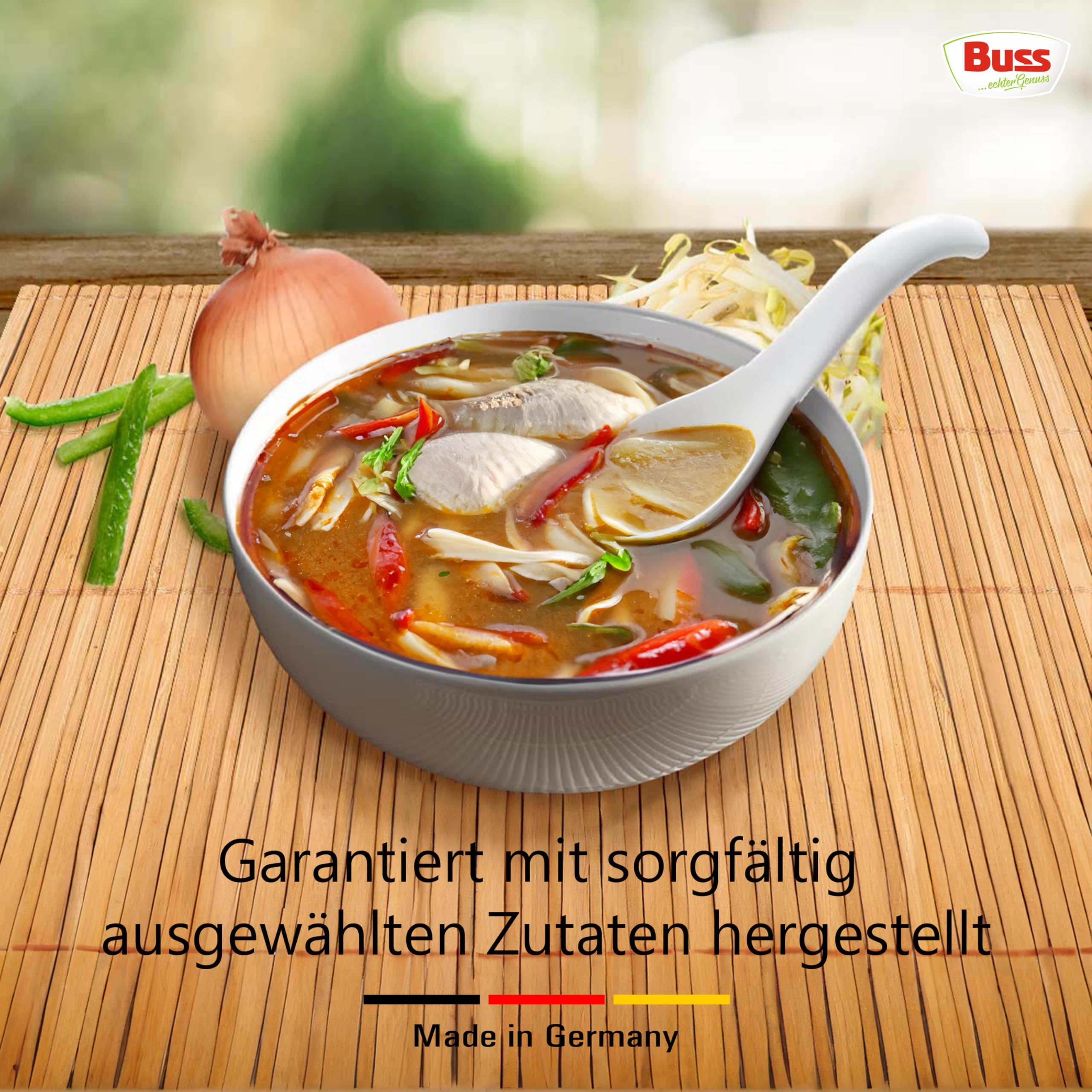 Buss Asia Suppen - Leckere Thaisuppe Bangkok, 12 x 400g | Suppe mit Gemüse, Glasnudeln und Hühnerfleisch - Schnelle Fertiggerichte zum Aufwärmen in Mikrowelle & Topf