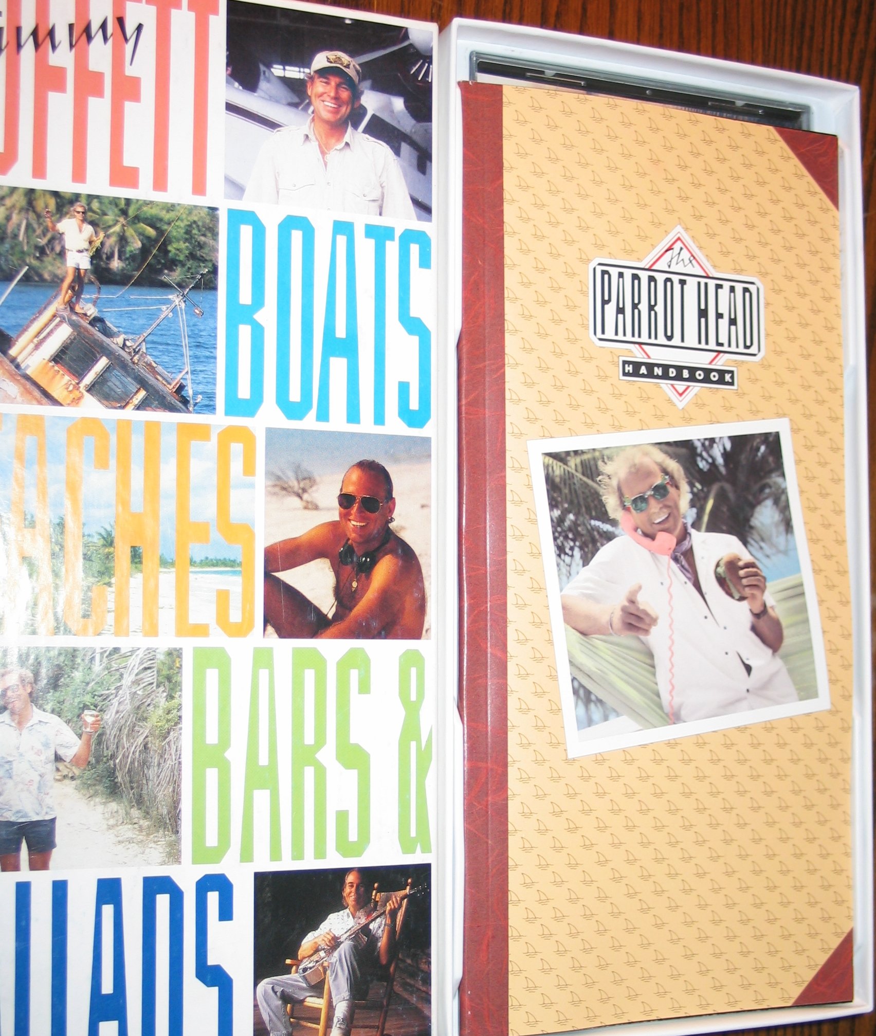 Boats,Beaches,Bars