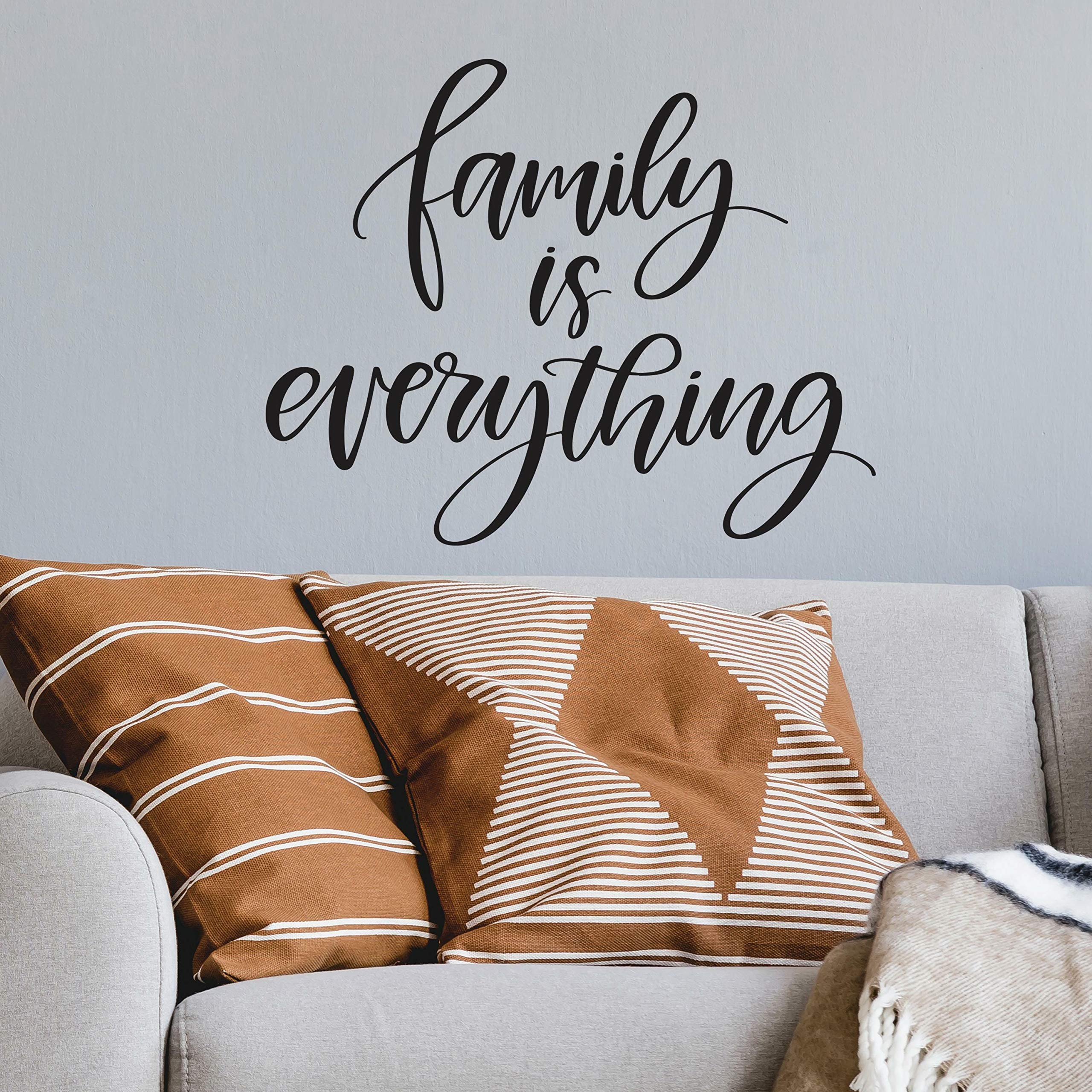 RoomMates RMK4590SCS Family is Everything Quote Calcomanías de pared para despegar y pegar, color negro