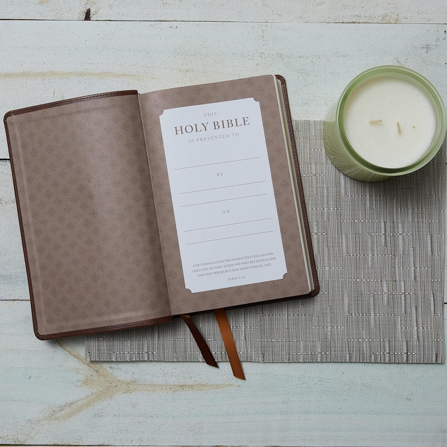 NRSV Catholic Edition Gift Bible, White Leathersoft (Comfort Print, Holy Bible, Complete Catholic Bible, NRSV CE): Holy Bible - Image 5