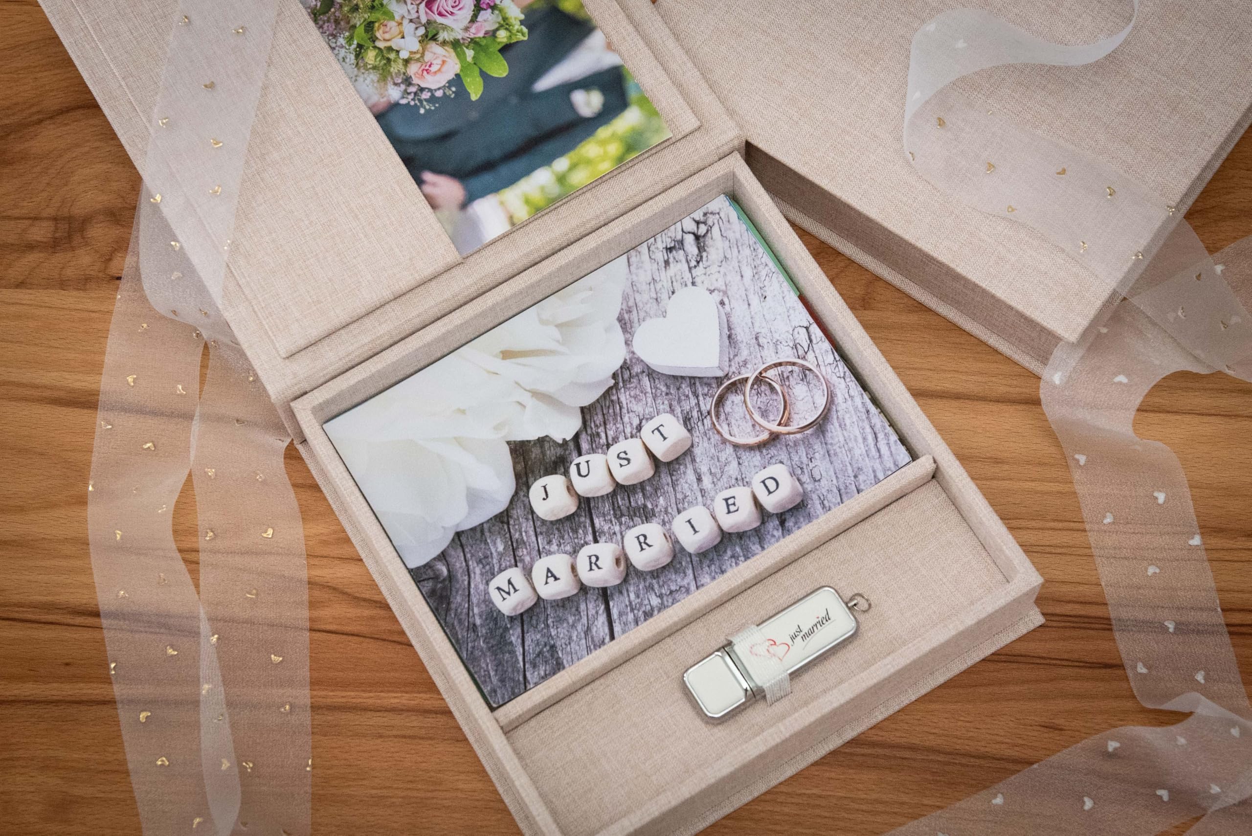 Élégante boîte photo, avec fente USB, boîte cadeau, pour clés USB et tirages photo 10 x 15 cm (sans USB), boîte de rangement, boîte de rangement, boîte à souvenirs, cadeau photo (beige, 18 x 18 x 5 cm