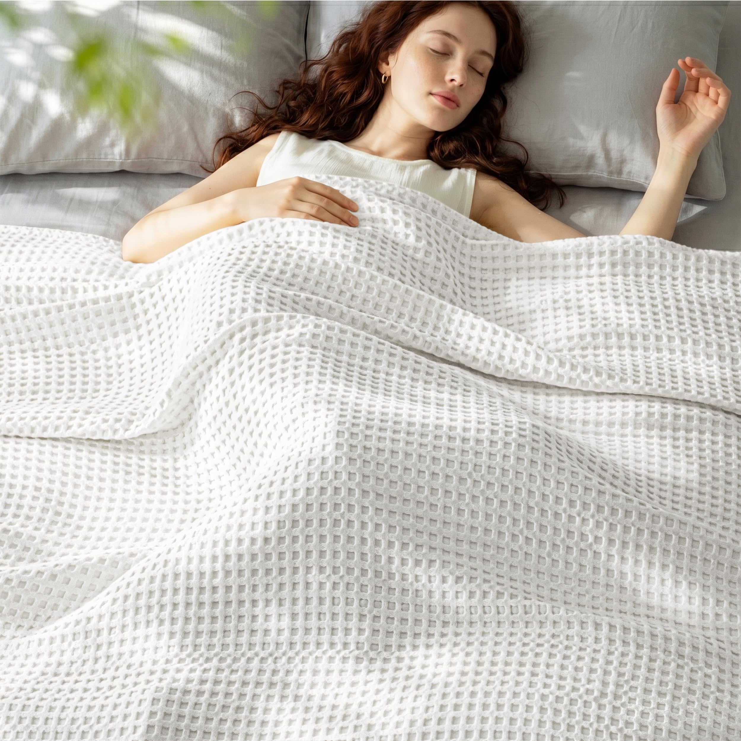 Exclusivo Mezcla Pre-Washed 100% Cotton Waffle Blanket King Size for Bed, 330GSM Lightweight Breathable Summer Blankets, Soft and Cozy, Home Decor, Pure White, 230x270 CM