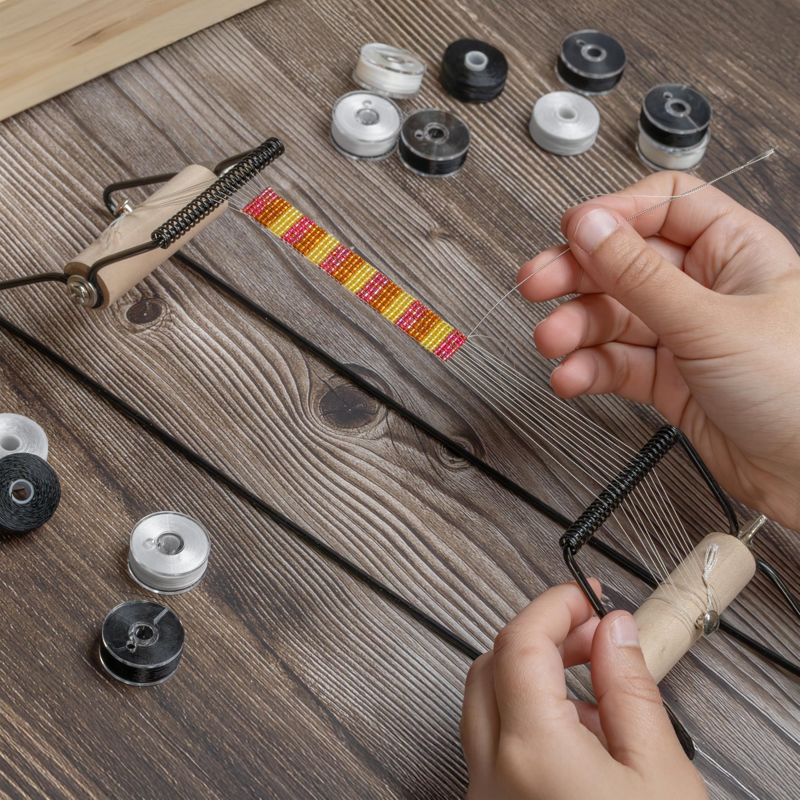 The Beadsmith Nylon Beading Thread - Rozmiar 0 (0,15 mm), czarny, 50 szpul, 115 jardów (105 m) każda, mocna nić do tkania koralikami, tworzenia biżuterii na krośnie koralikowym i poza krosnem