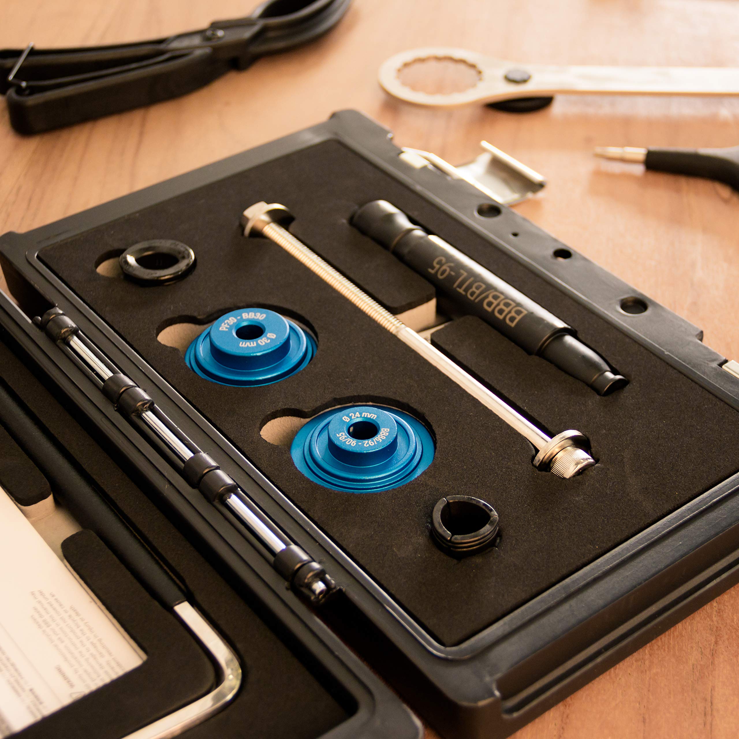 Amazon.com : BBB Cycling | Bracket Kit Tool Case for Bikes | BTL