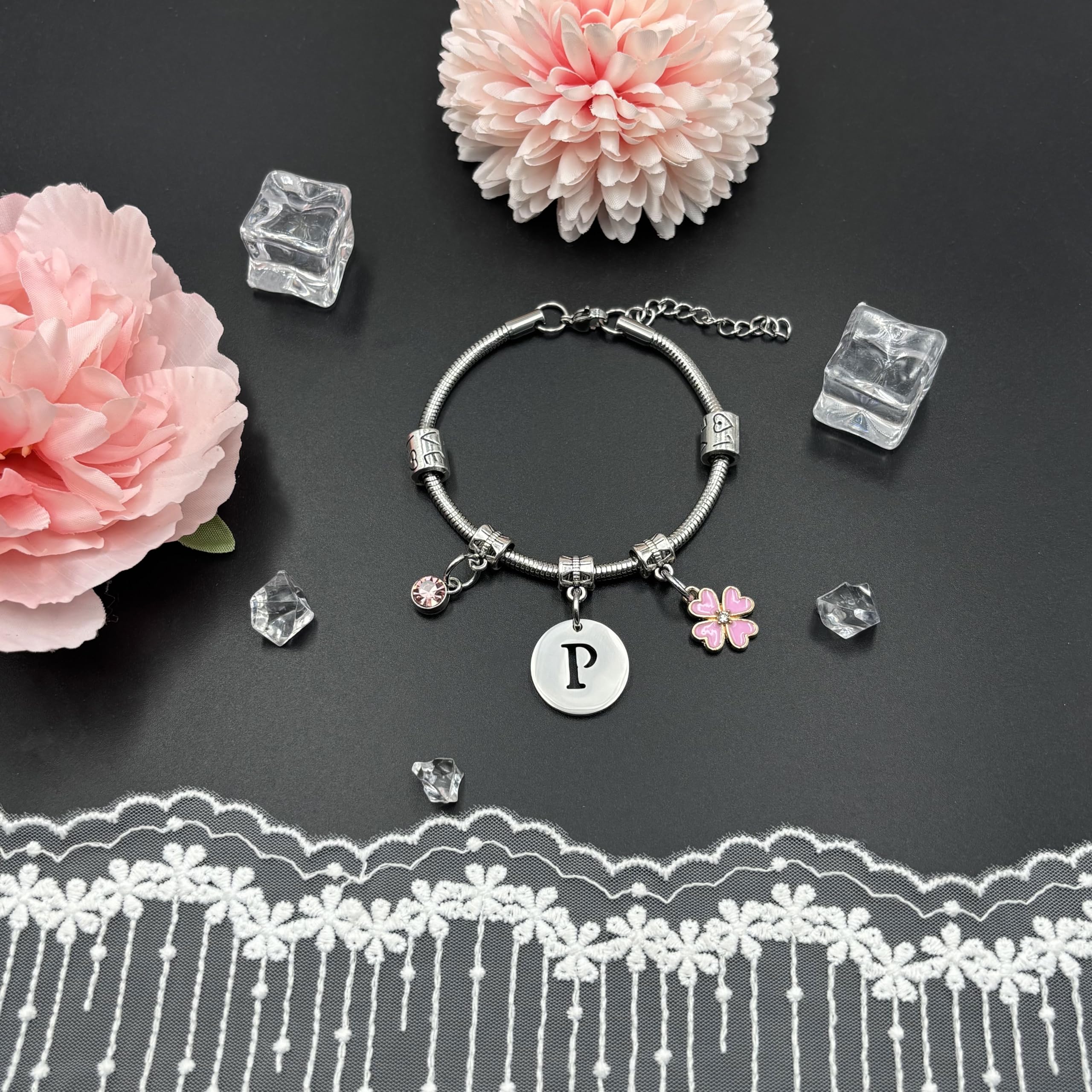 KJKJKJ A-Z 26 Lettera Iniziale Ciondolo Bracciale Donne Natale Regalo Personalizzazione Idee Regalo di Compleanno Bracciale,Figlia Sorelle Amici Amante Compleanno Natale Laurea Regalo Bracciale