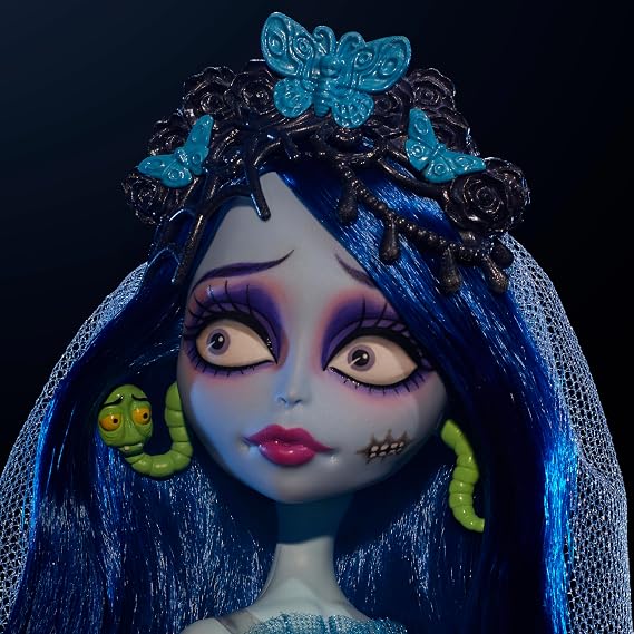 Monster High Skullector Doll Corpse Bride Emily Collectible Spider Web Wedding Dress Gothic Style with Accessories Including Gauze Veil and Doll Stand JDR67