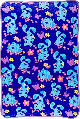 Vista 24 de Silver Buffalo Marvel Universe Spider-Man Spidey Close Up Web Shooter 45" x 60" Manta de forro polar, Manta suave y acogedora, 180 GSM Avatar