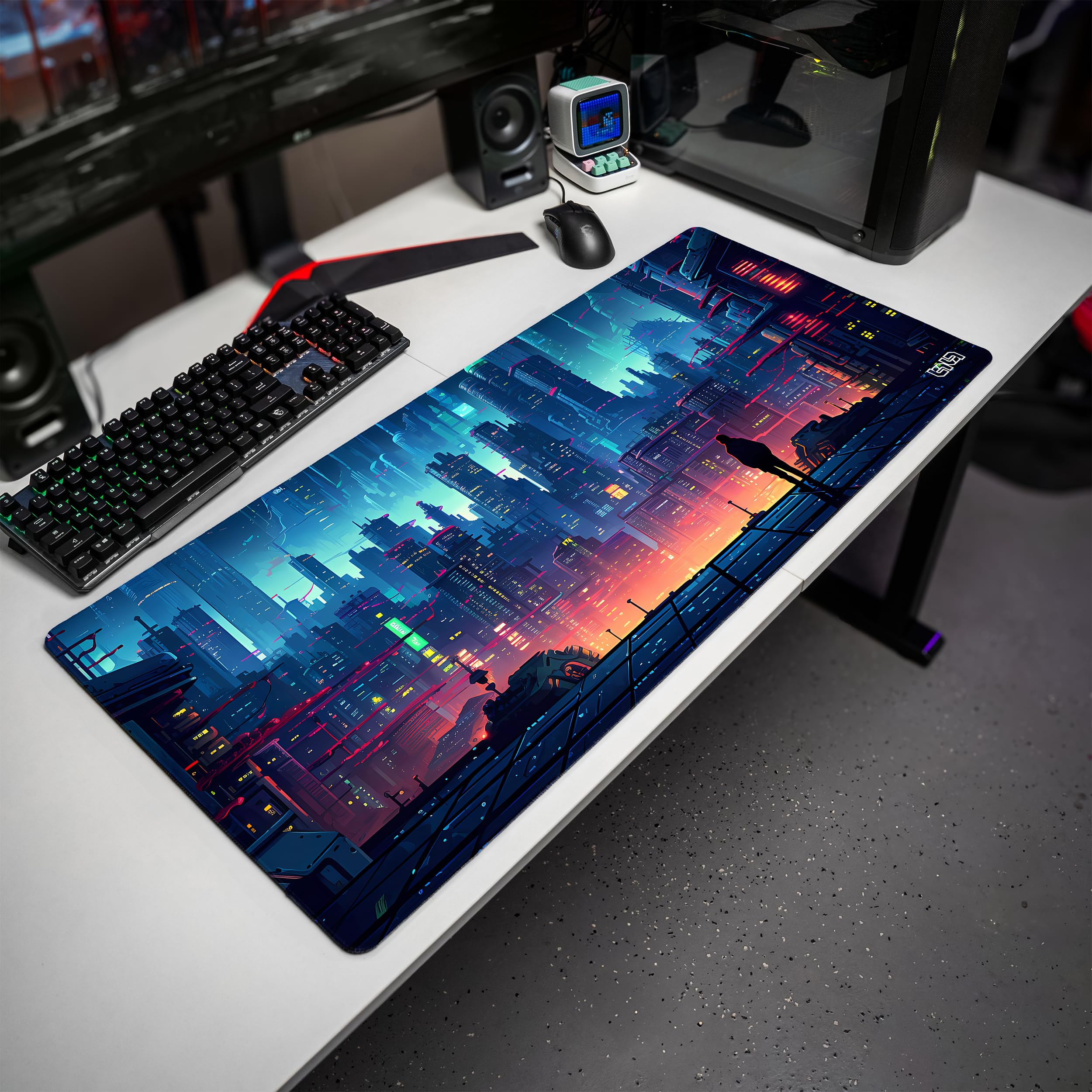 Tilt Tappetino Mouse XXL 90x40 cm | Antiscivolo Sottomano Scrivania | Impermeabile Tappetino Mouse Gaming | Accessori Scrivania Ufficio e PC | Tappetino Scrivania Grande (Retro Cyber)