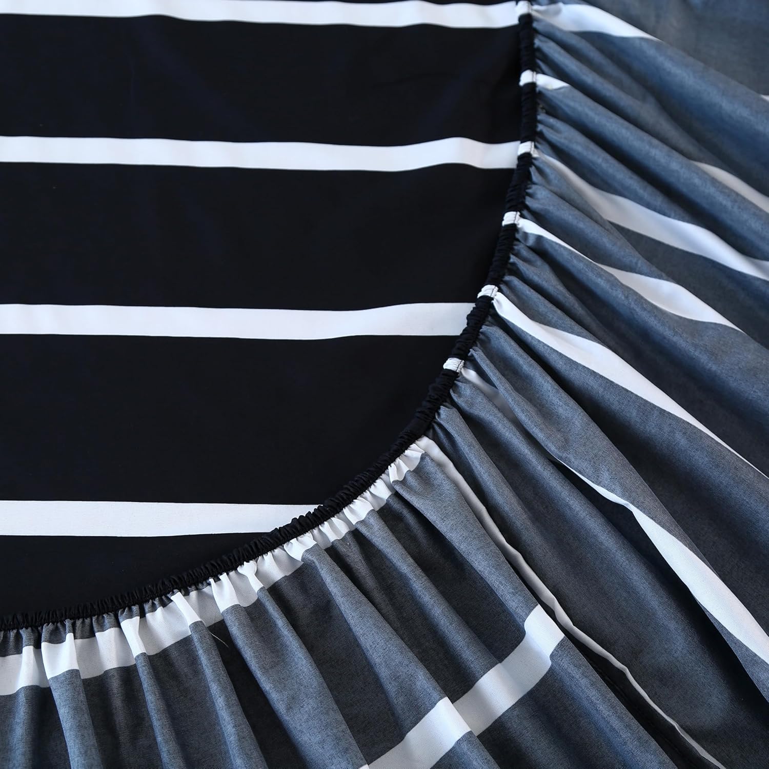 MAG 4Pcs Striped Queen Sheets Set,Black and White Microfiber Sheet Set Queen Size,Included 1 Fitted Sheet 14'' Deep Pocket+1 Flat Sheet+2 Pillowcases Soft and Breathable,Wrinkle and Fade Resistant.