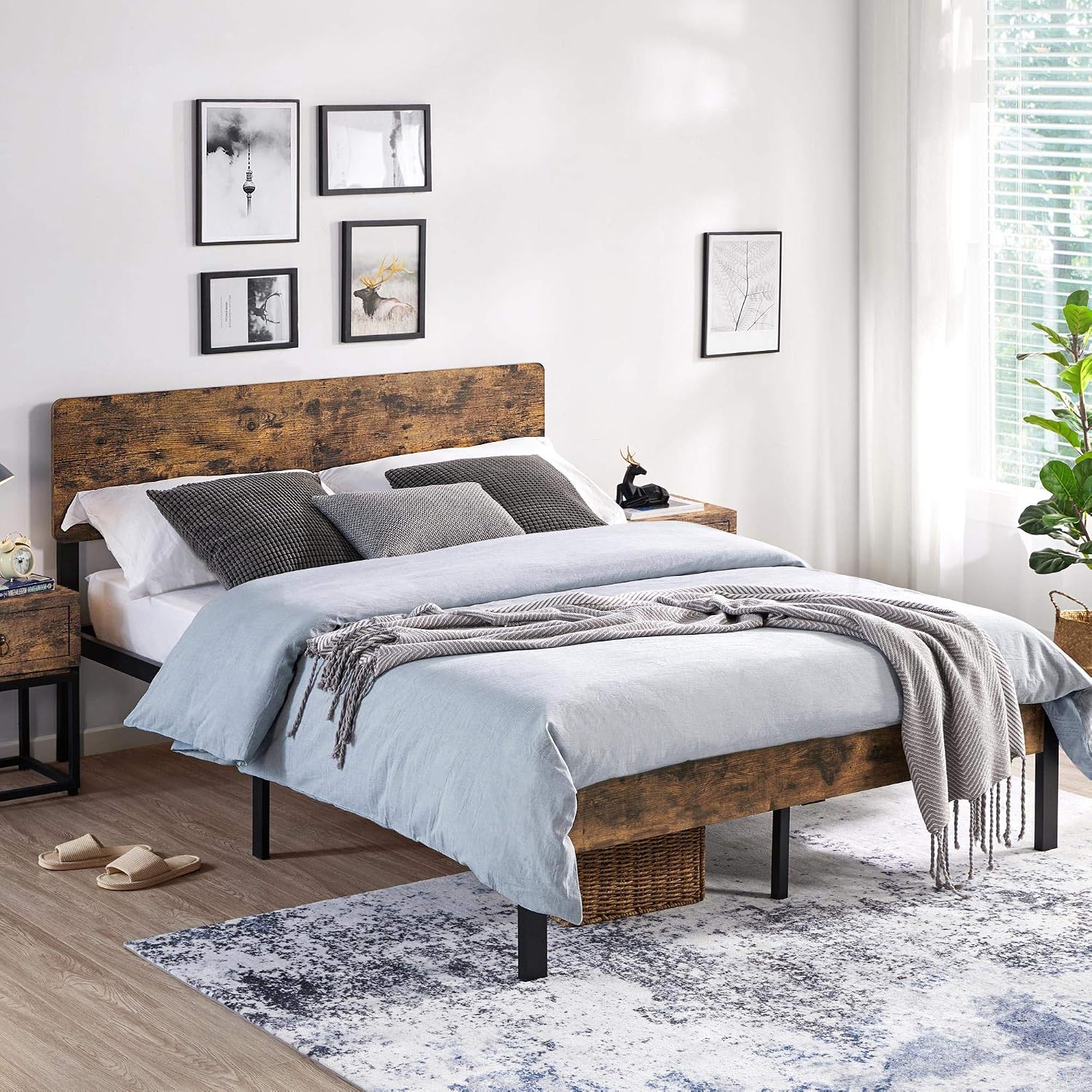 Yaheetech Metal Platform Bed Frame Queen with Wood Headboard and Iron Slats, Rustic Country Bed Base with Mattress Foundation/Strong Slats Support/12 Inch Underbed Storage/No Box Spring Needed, Brown