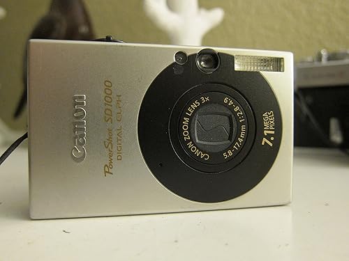 Canon PowerShot SD1000 Cámara Elph digital de 7.1 MP con zoom óptico de 3 x (negro) (modelo antiguo)