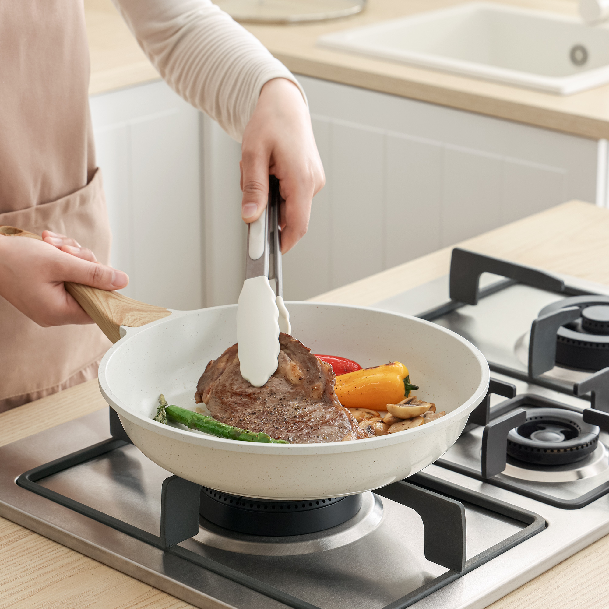 PT01 SHAKA スリムフィット ホワイト Amazon.com: SENSARTE Nonstick Frying Pan Skillets, White Ceramic