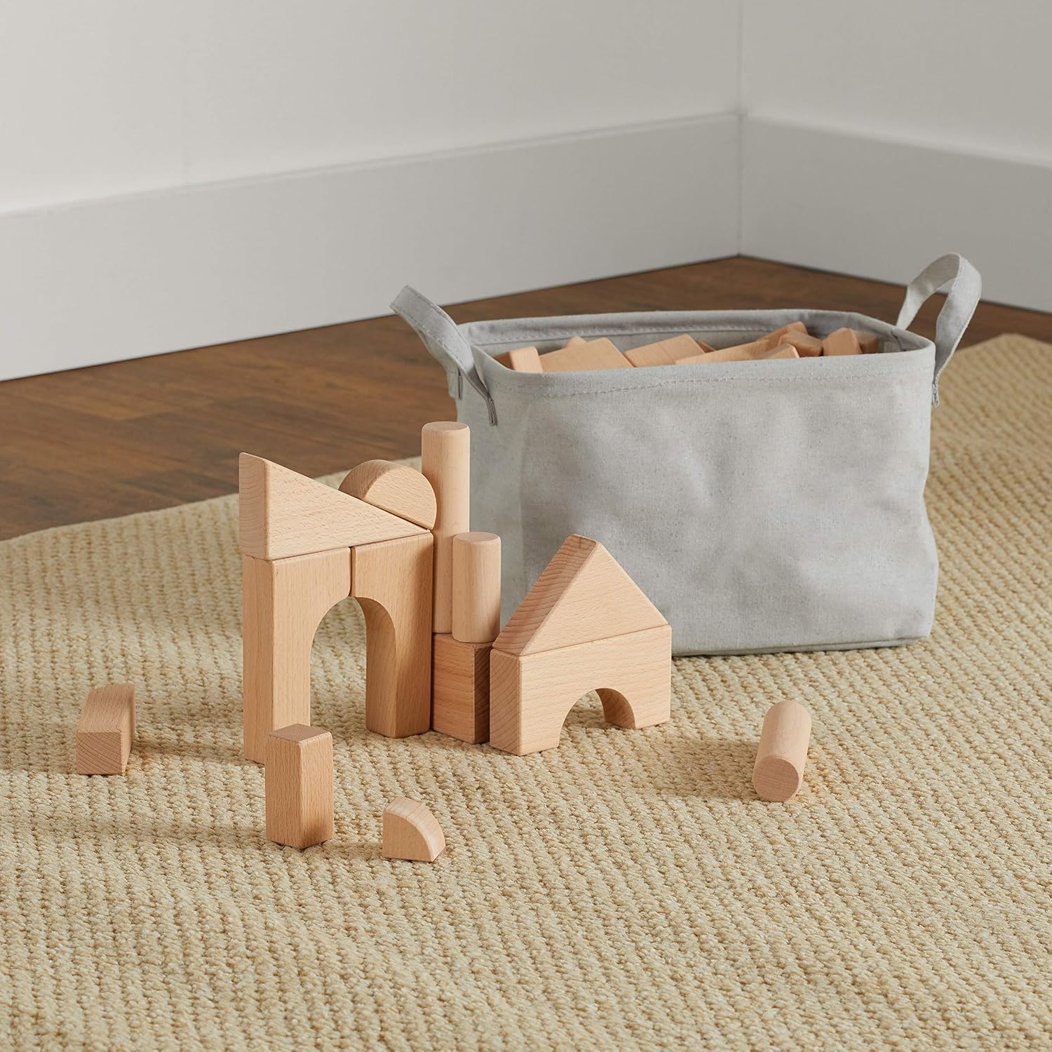 Amazon Basics Solid Wood Standard Unit Building Blocks with Carry Bag - Set of 70