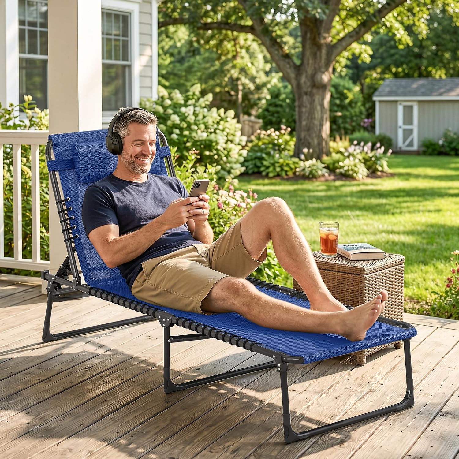 Outsunny Folding Chaise Lounge Chair, Patio Sun Tanning Chair, Outdoor Chaise Lounger with 4-Position Reclining Back, Breathable Mesh Seat for Beach, Poolside, Yard, Blue