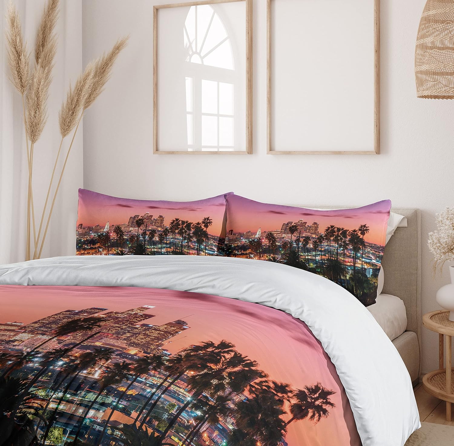 Ambesonne United States Duvet Cover Set, Vibrant Sunset Twilight Scenery Los Angeles Famous Downtown with Palm Trees, Decorative 3 Piece Bedding Set with 2 Pillow Shams, Queen Size, Dried Rose