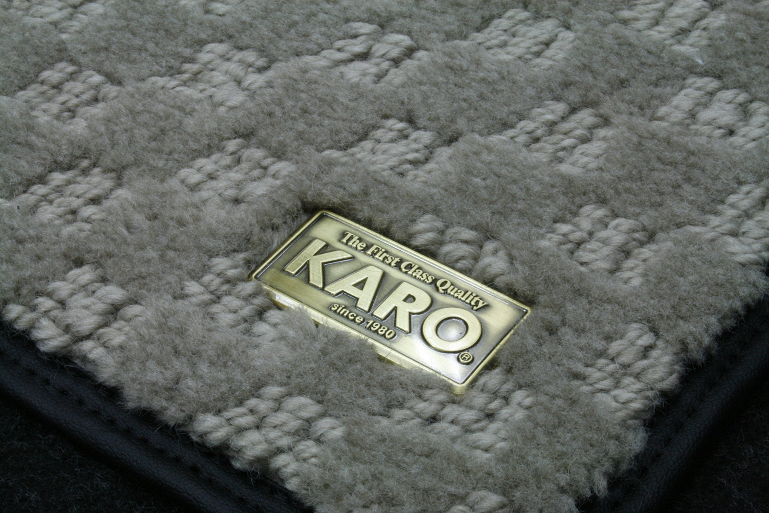 Amazon | KARO(カロ) フロアマット QUEST ウォームグレージュ VOLVO 