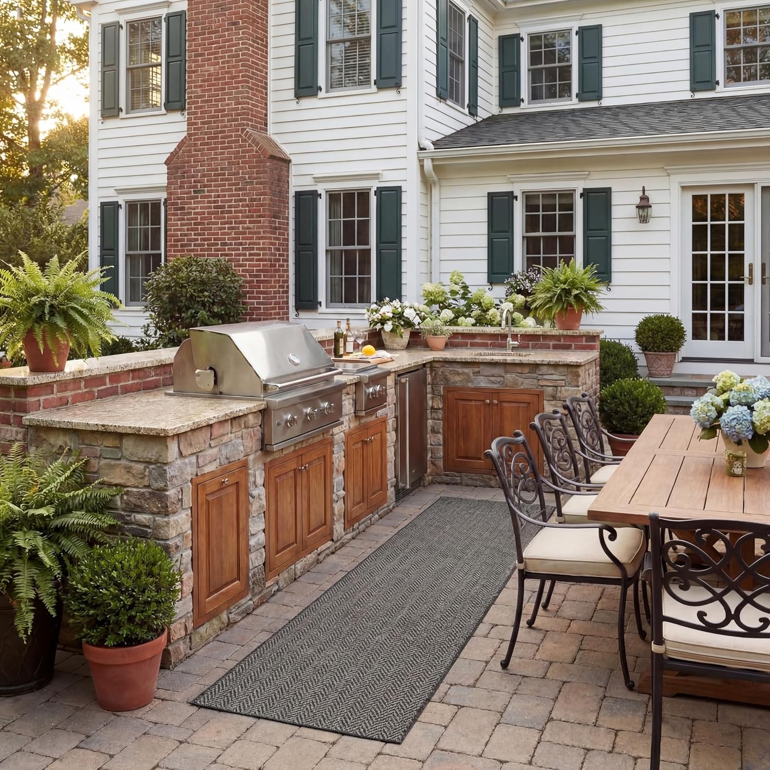 SAFAVIEH Washable Rug Outdoor Courtyard Collection - 9' x 12', Grey & Navy, Non-Shedding & Easy Cleaning, Ideal for Patio, Backyard, Mudroom (CY8022-36812)