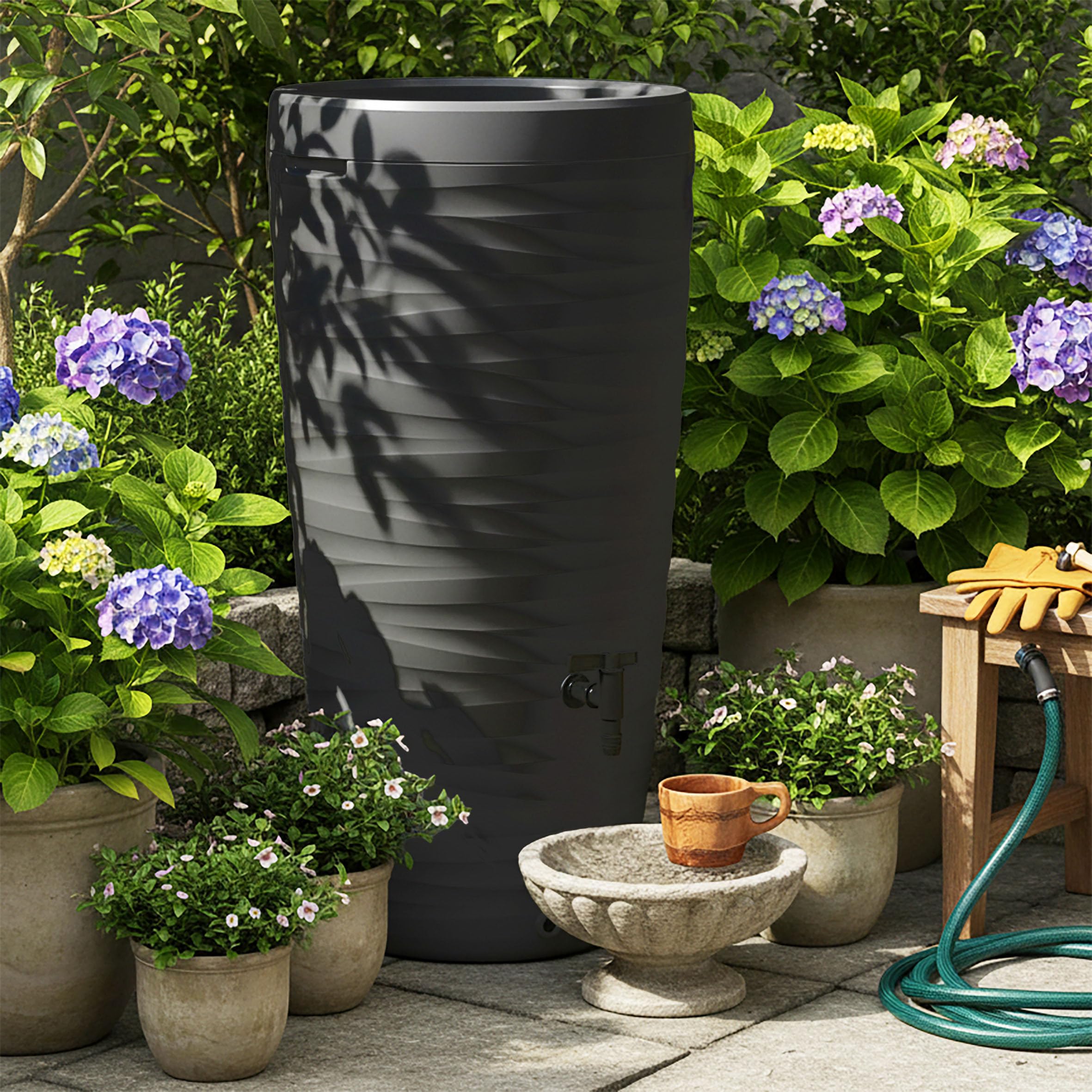 Spetebo Récupérateur d’eau de pluie design en plastique de 240 l avec robinet et bac à plantes comme couvercle – Anthracite – Résistant aux intempéries et au gel
