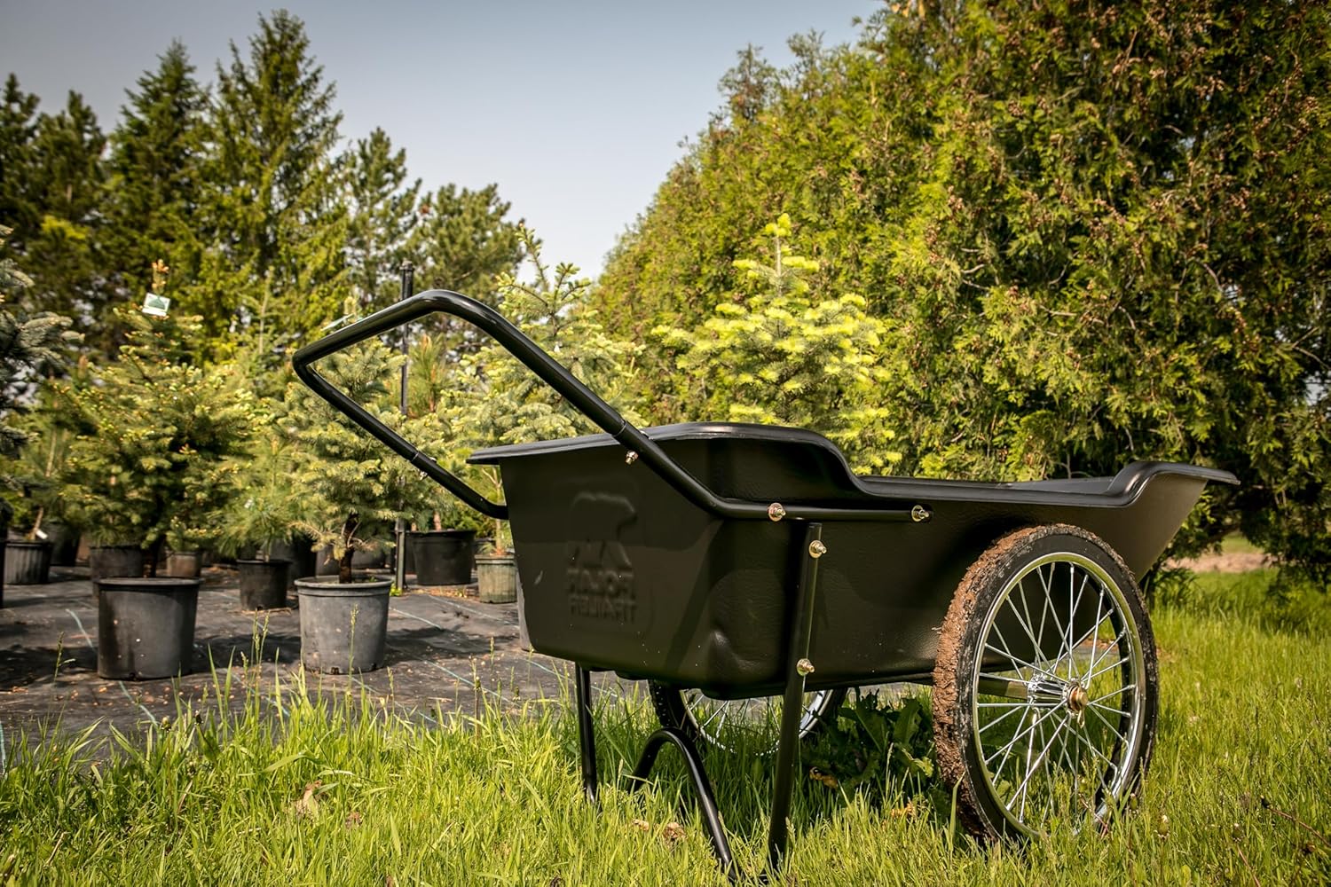 Polar Trailer 8376 Heavy-Duty Utility Cart – 10 Cu. Ft, 400 lb Capacity, Flat-Free Wheels for Ice Fishing, Firewood & Outdoor Hauling