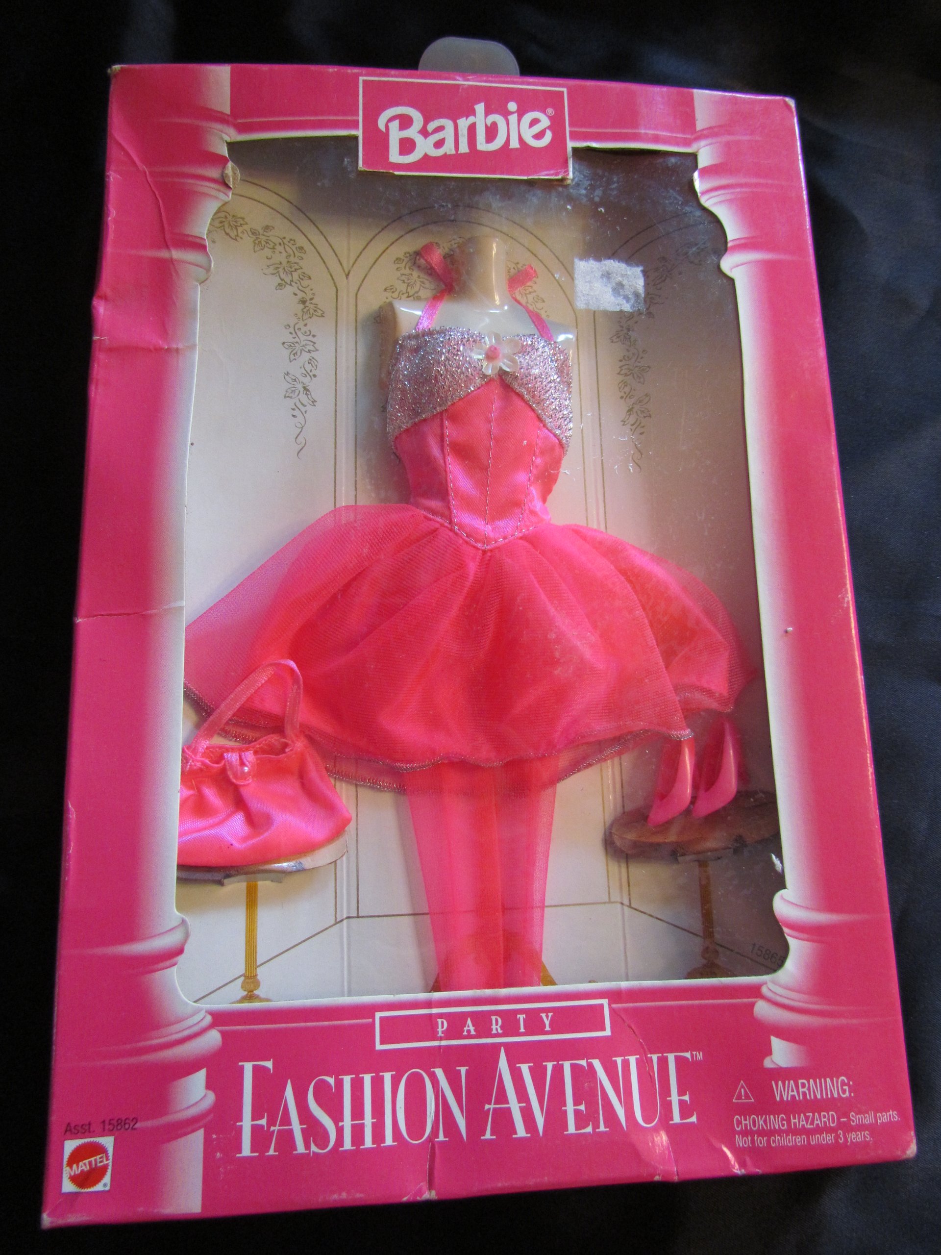 Amazon.com: Barbie Fashion Avenue Hot Pink Party Dress by Mattel : Toys &  Games