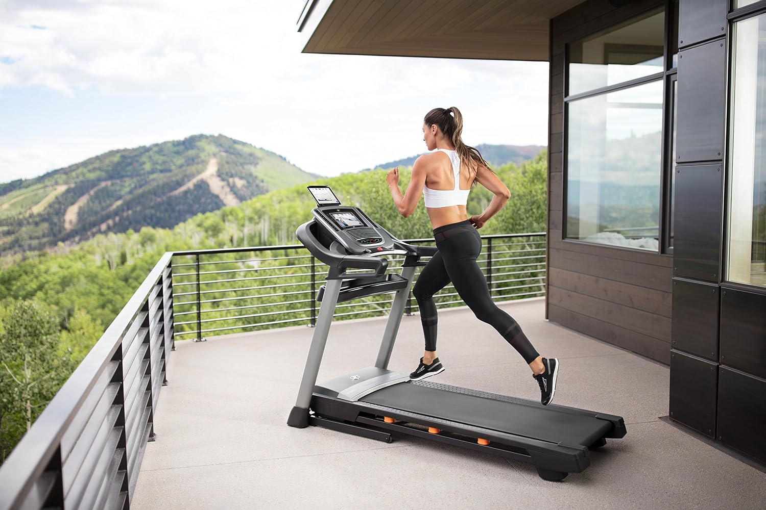 NordicTrack C 1650 Treadmill