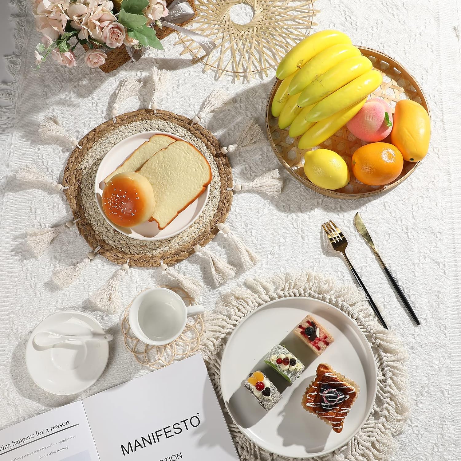 Set of 4 Boho Wall Basket Decor Wall Hanging Rattan Macrame Decor Flat Round Wicker Woven Macrame Tassels Tapestry Bamboo Wall Basket Handmade Serving Tray Art for Room Bedroom Living Room