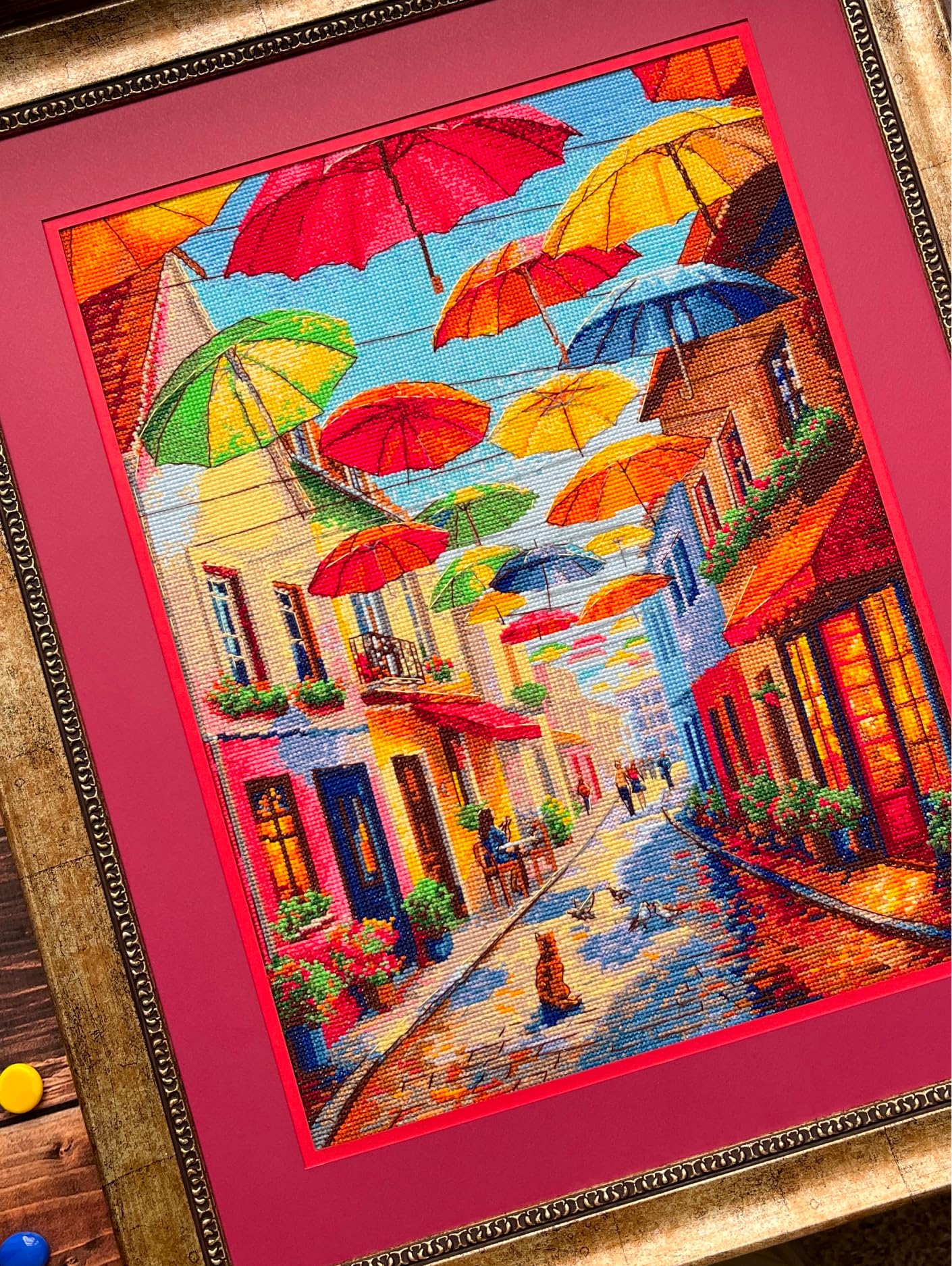 RIOLIS Colorful Umbrellas 2335 - Kit de punto de cruz contado, diseño colorido de escena callejera, kit de bordado de 11.75 x 15.75 pulgadas para adultos, kit de manualidades de costura para