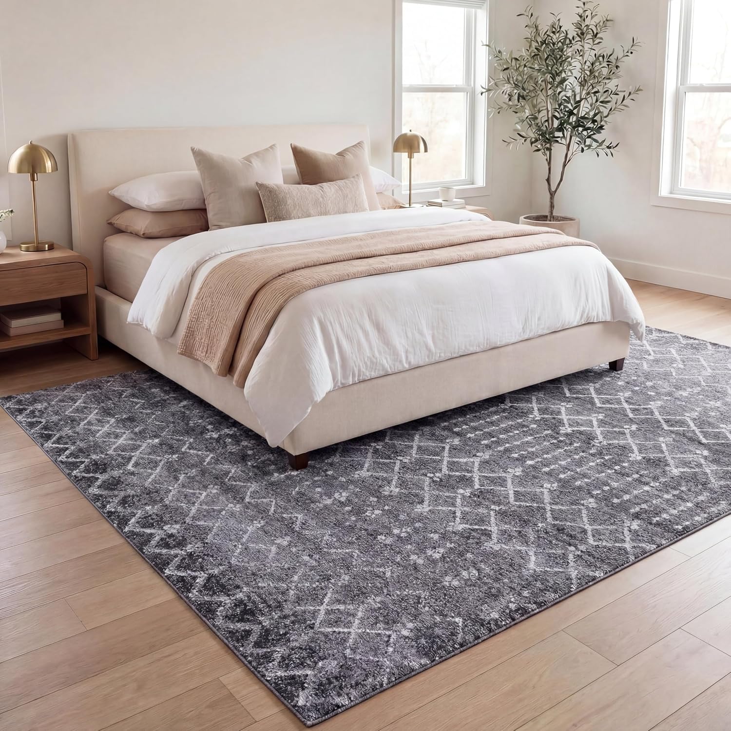 JONATHAN Y Ultra-Soft Machine-Washable Rug with Non-Skid Backing, Gray/Ivory 5'x8' Leila Moroccan Diamond Trellis, Non-Shedding, Velvet Luxury Feel for Living Room, Dining Room, Bedroom (CMR101C-5)