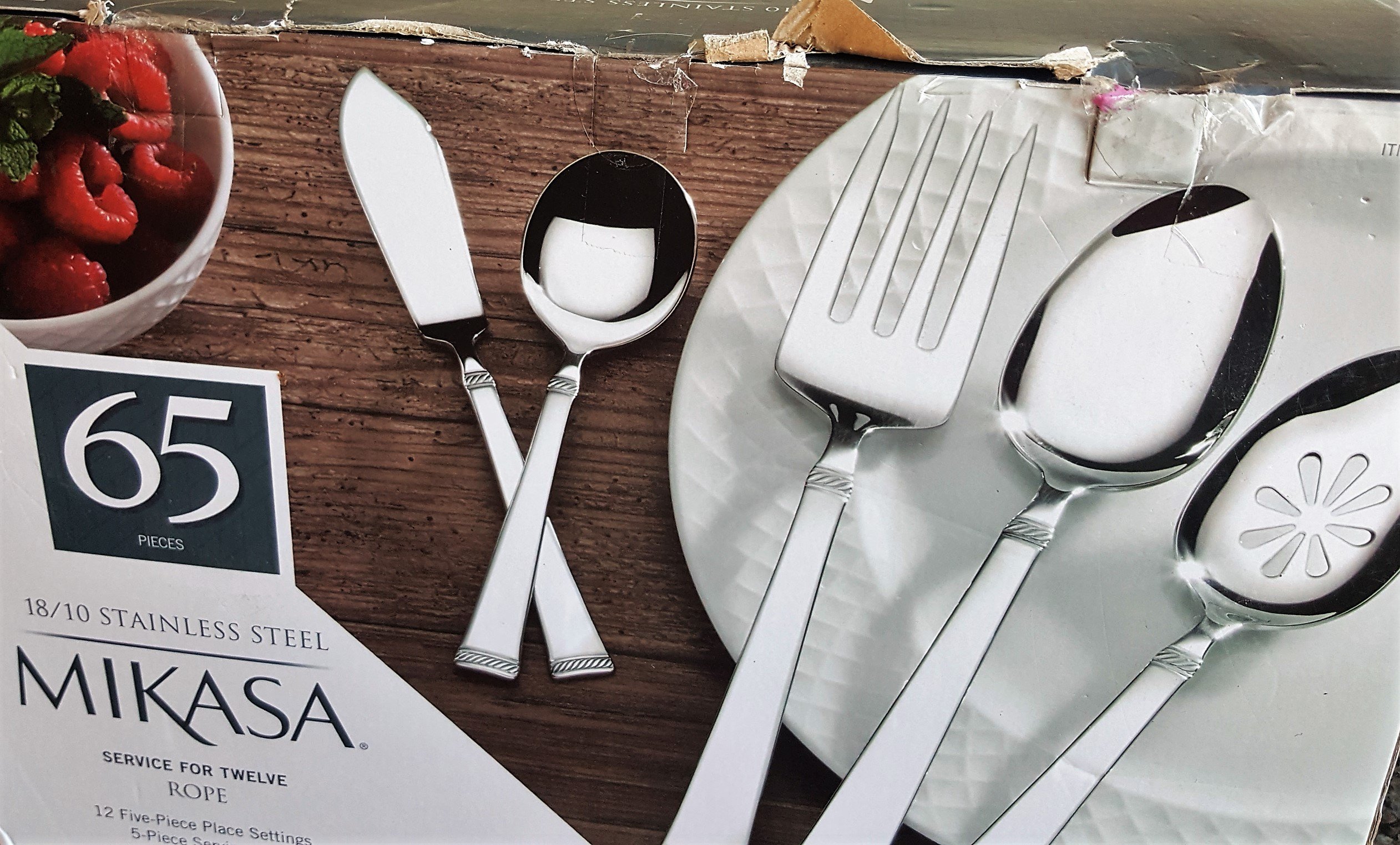 Amazon.com | Mikasa 18/10 Stainless Steel, 65 piece silverware set  display picture 1
