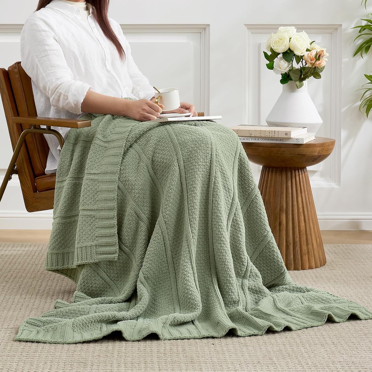 Amélie Home Premium Chenille Throw Blanket, Soft Cozy Moss Stitch Knit Blanket for Couch, Sofa, Chair, Home Decor, Sage Green 50"x60"