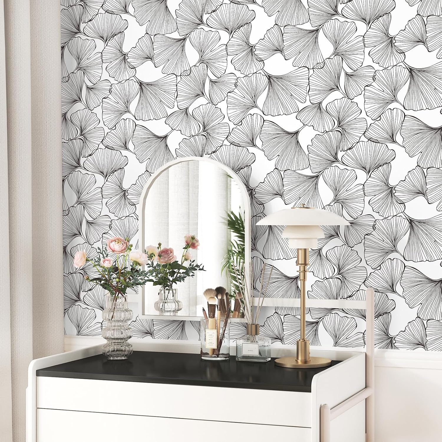 Black and White Wallpaper Outlined Floral Contact Paper for Cabinets and Drawers Ginkgo Leaf Wallpaper Maximalist Sticky 17.5"x102" Modern Self Adhesive Bedroom Wall Paper Black Leaf