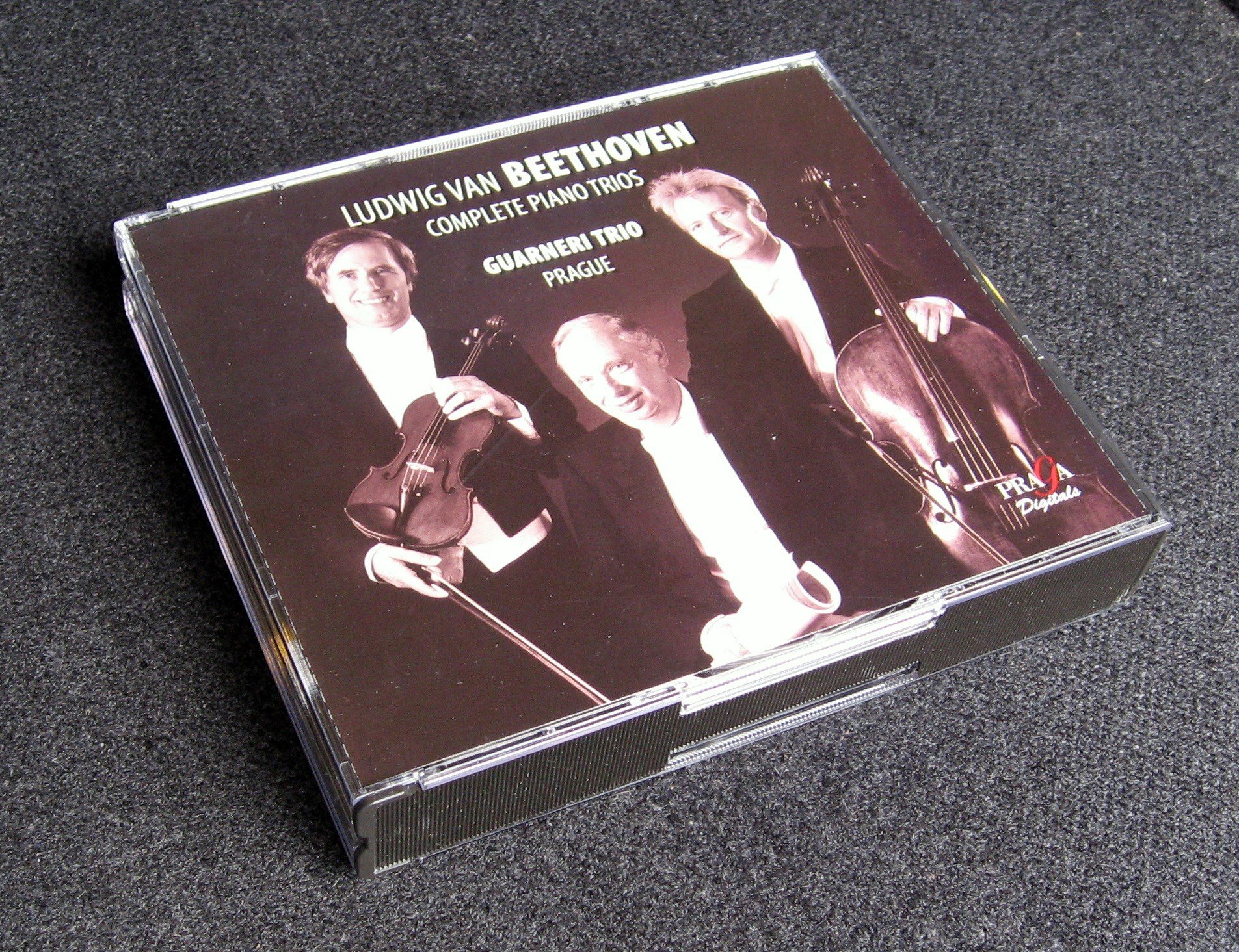 COMPLETE PIANO TRIOS
