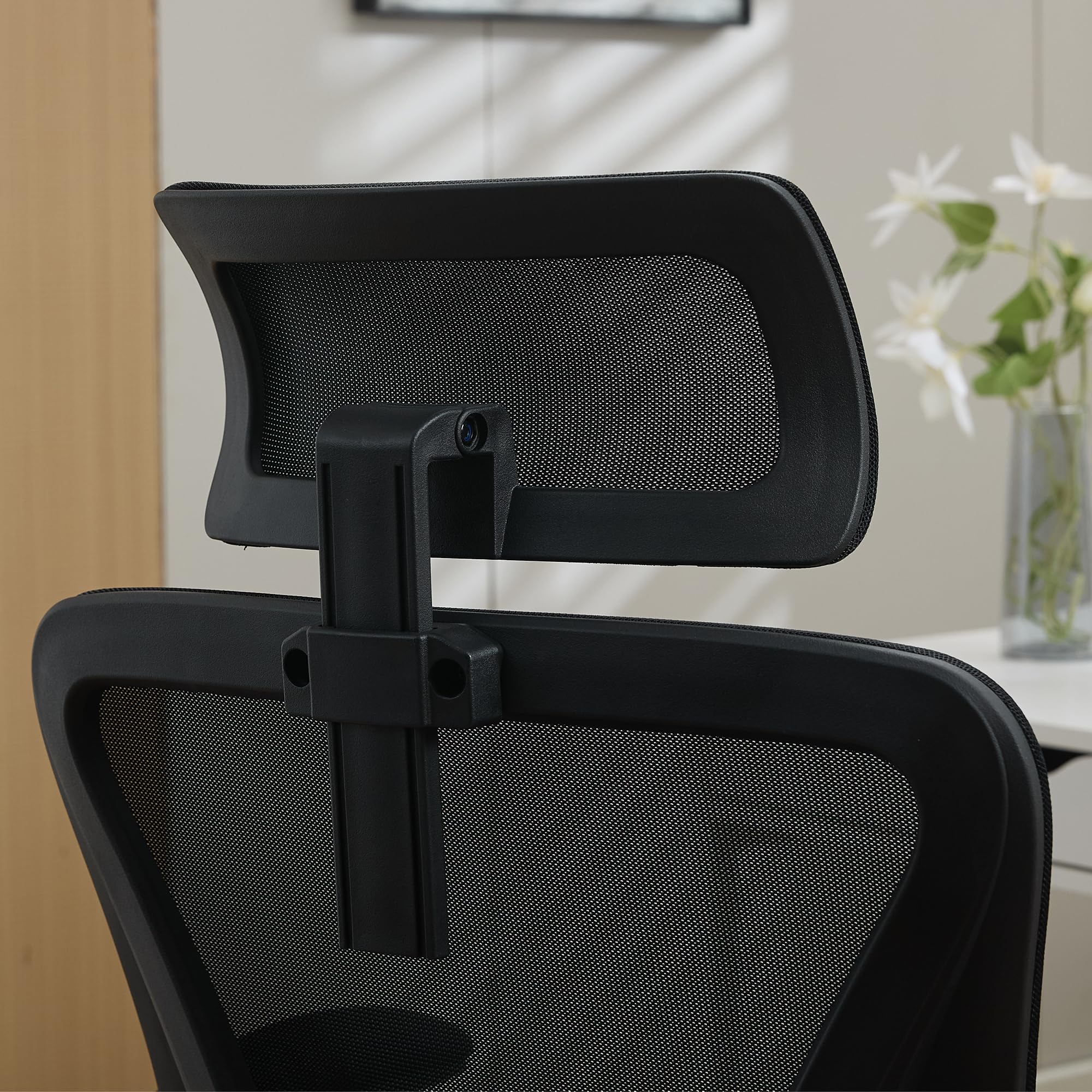 vutizal Ergonomischer Bürostuhl Netz Schwarz mit Verstellbarer Lordosenstütze & Kopfstütze, Schreibtischstuhl Hochlehner mit atmungsaktivem Netzrücken, Drehstuhl für Homeoffice & Büro, Black
